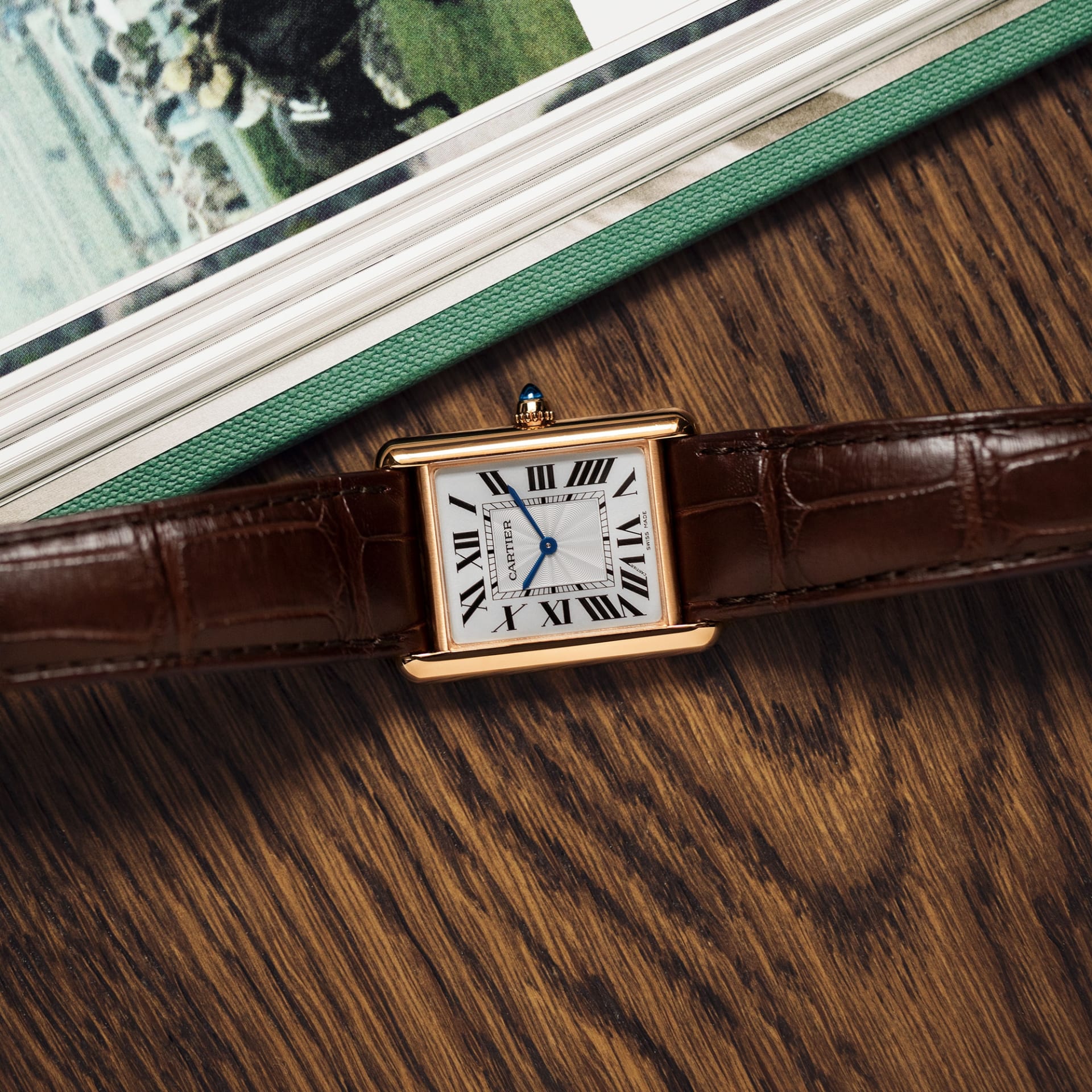 【F】 Cartier Tank Louis Cartier Vs. Tank Must SolarBeat