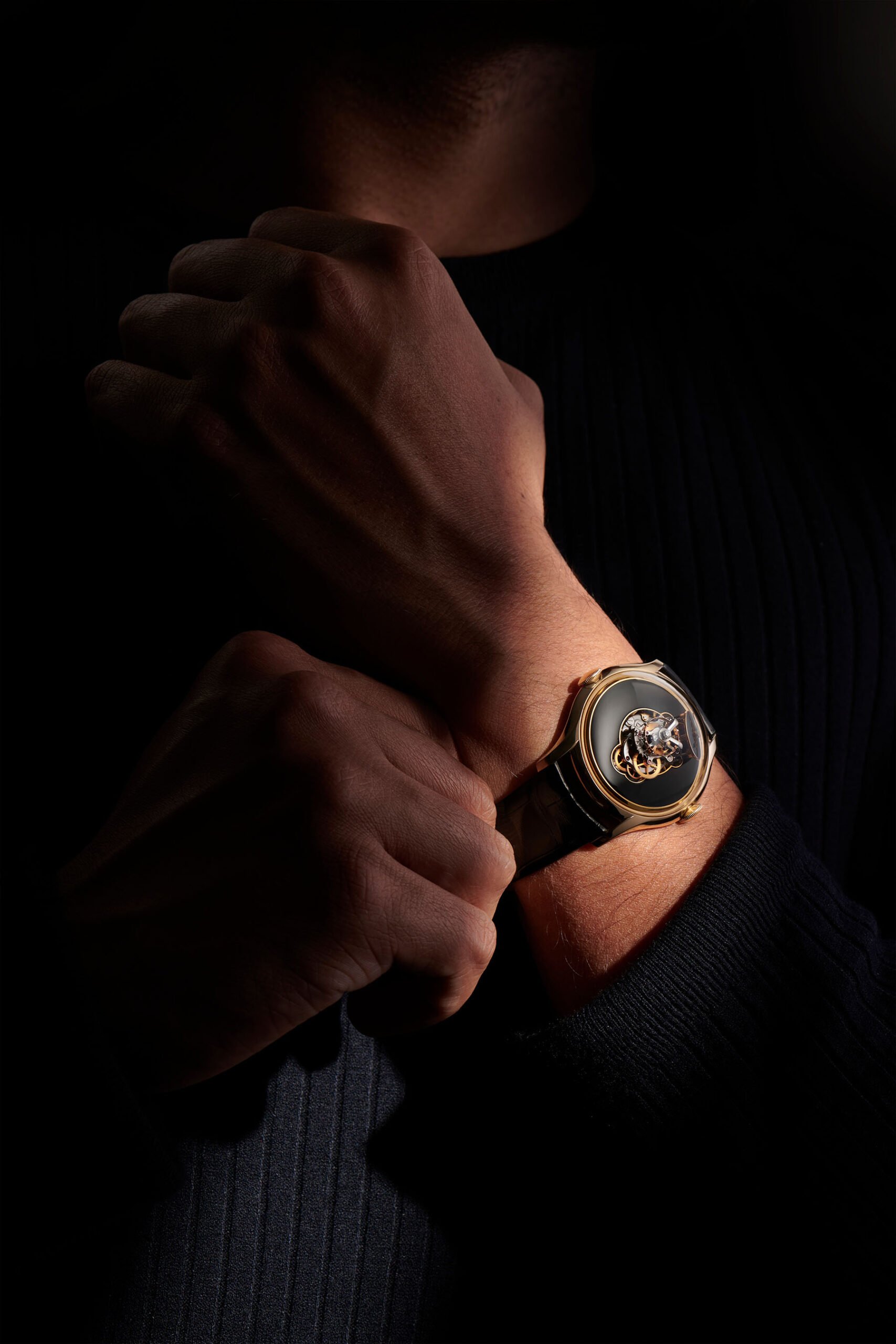 MB&F Legacy Machine FlyingT Onyx Edition on wrist