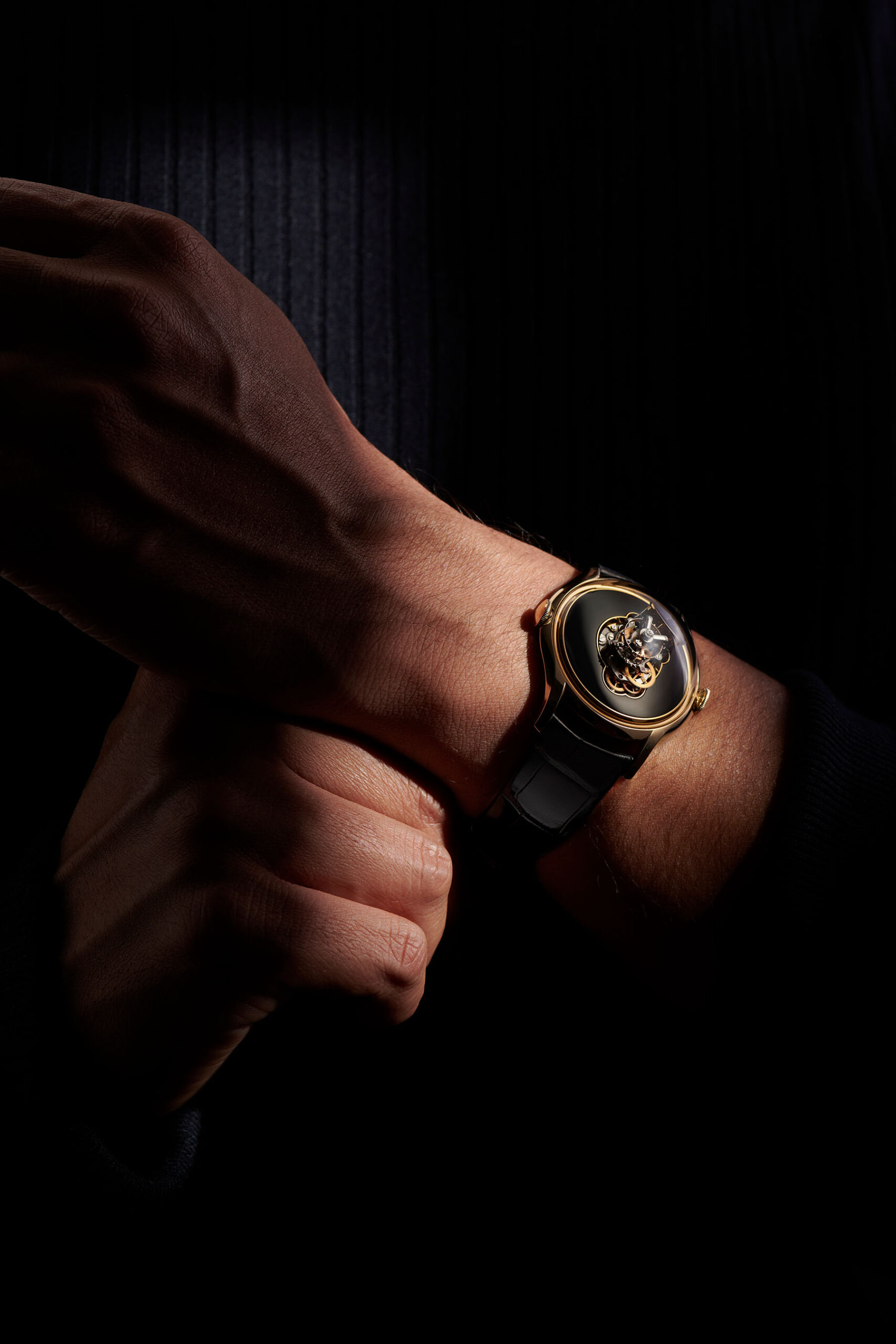 MB&F Legacy Machine FlyingT Onyx Edition on wrist