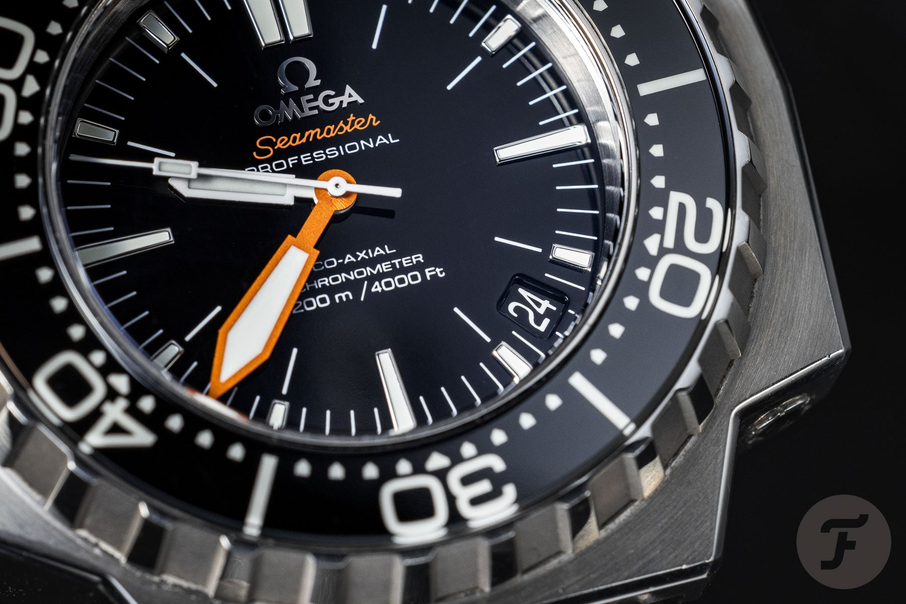 Omega Seamaster Professional Ploprof 1200M ref. 224.30.55.21.01.001 bezel and dial up close