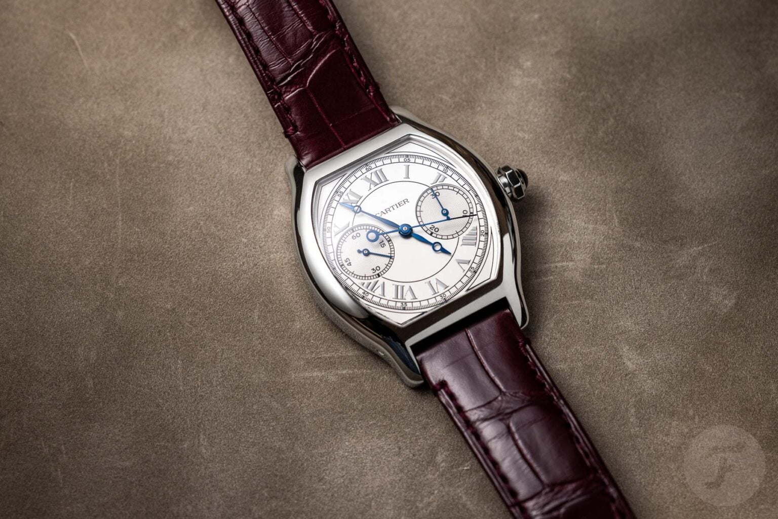 F Hands On Cartier Tortue Monopoussoir Chronograph f-hands-on-cartier-tortue-monopoussoir-chronograph