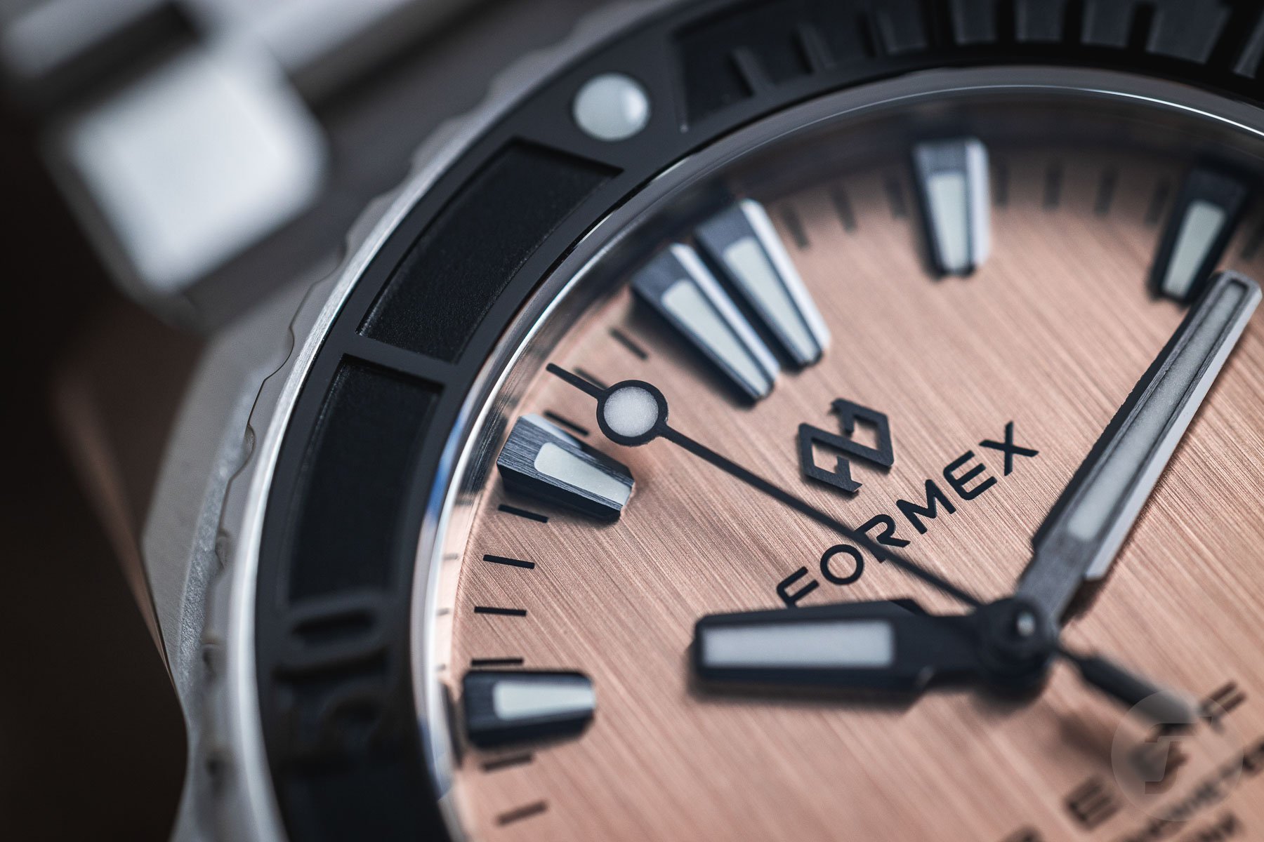 Fratello Favorites: The Best Watches Under ?5,000 ? Thor?s Picks From Formex, Behrens, And Girard-Perregaux
