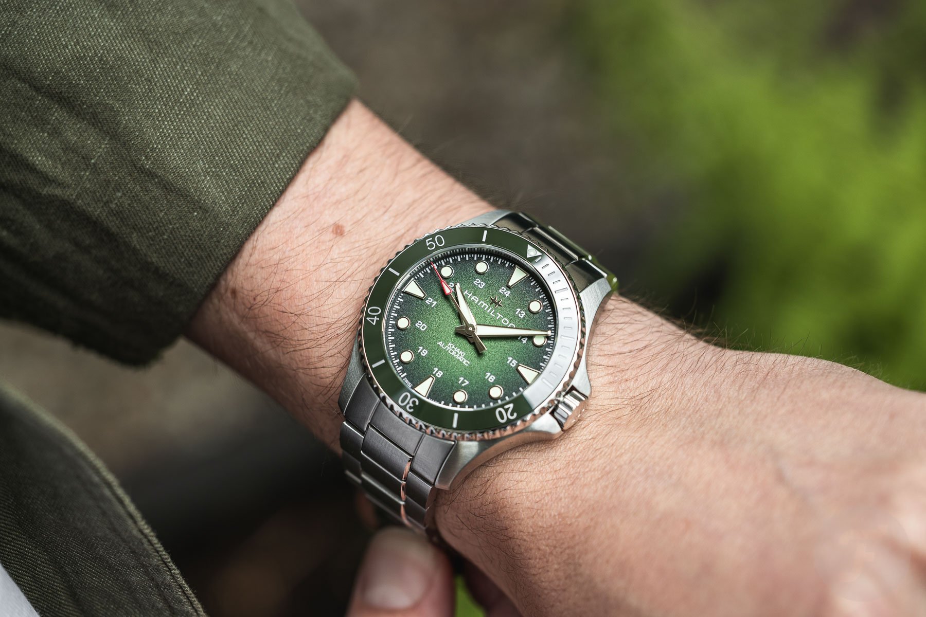 F】 Hands-On With The Hamilton Khaki Navy Scuba Auto