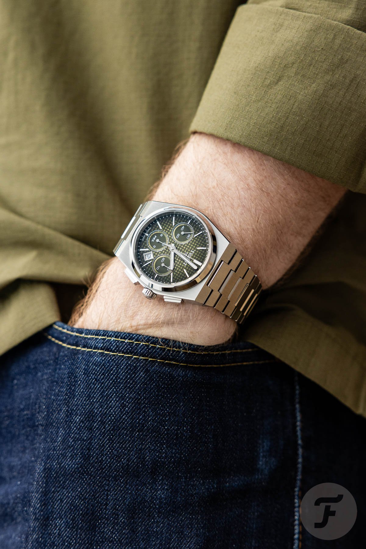 Eberhard & Co. Launches Two Flyback Chronographs in Chronographe 1887 Collection