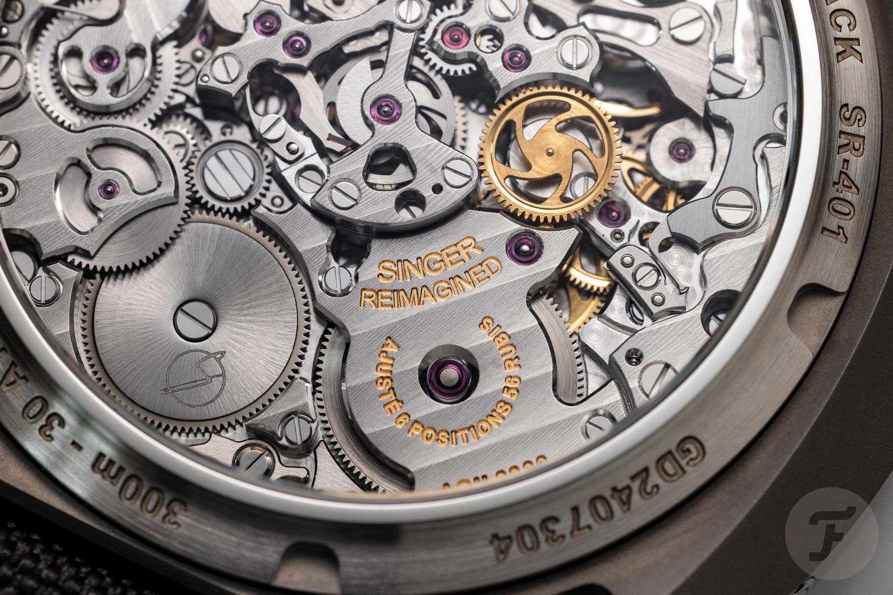 Singer Divetrack movement