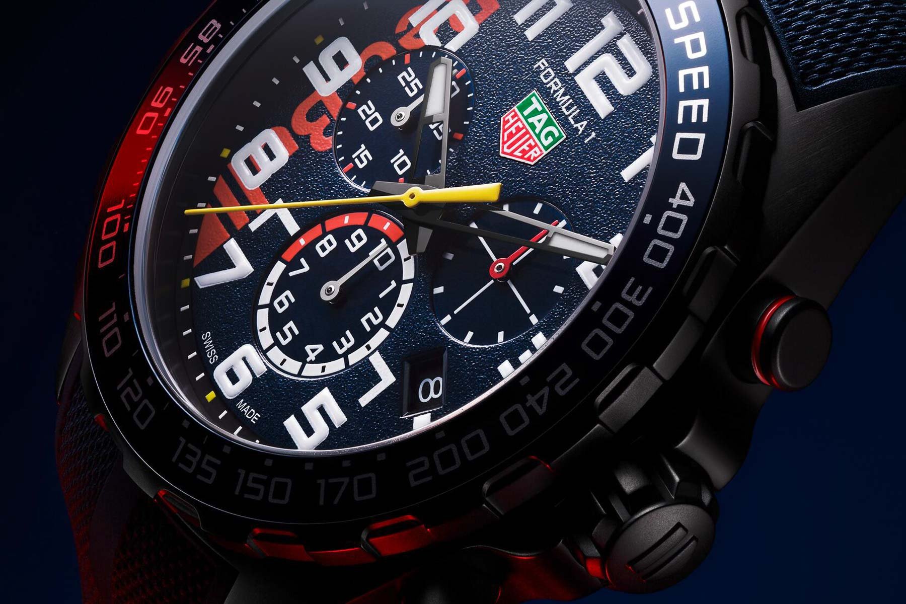 TAG Heuer Formula 1 Chronograph × Oracle Red Bull Racing dial close-up