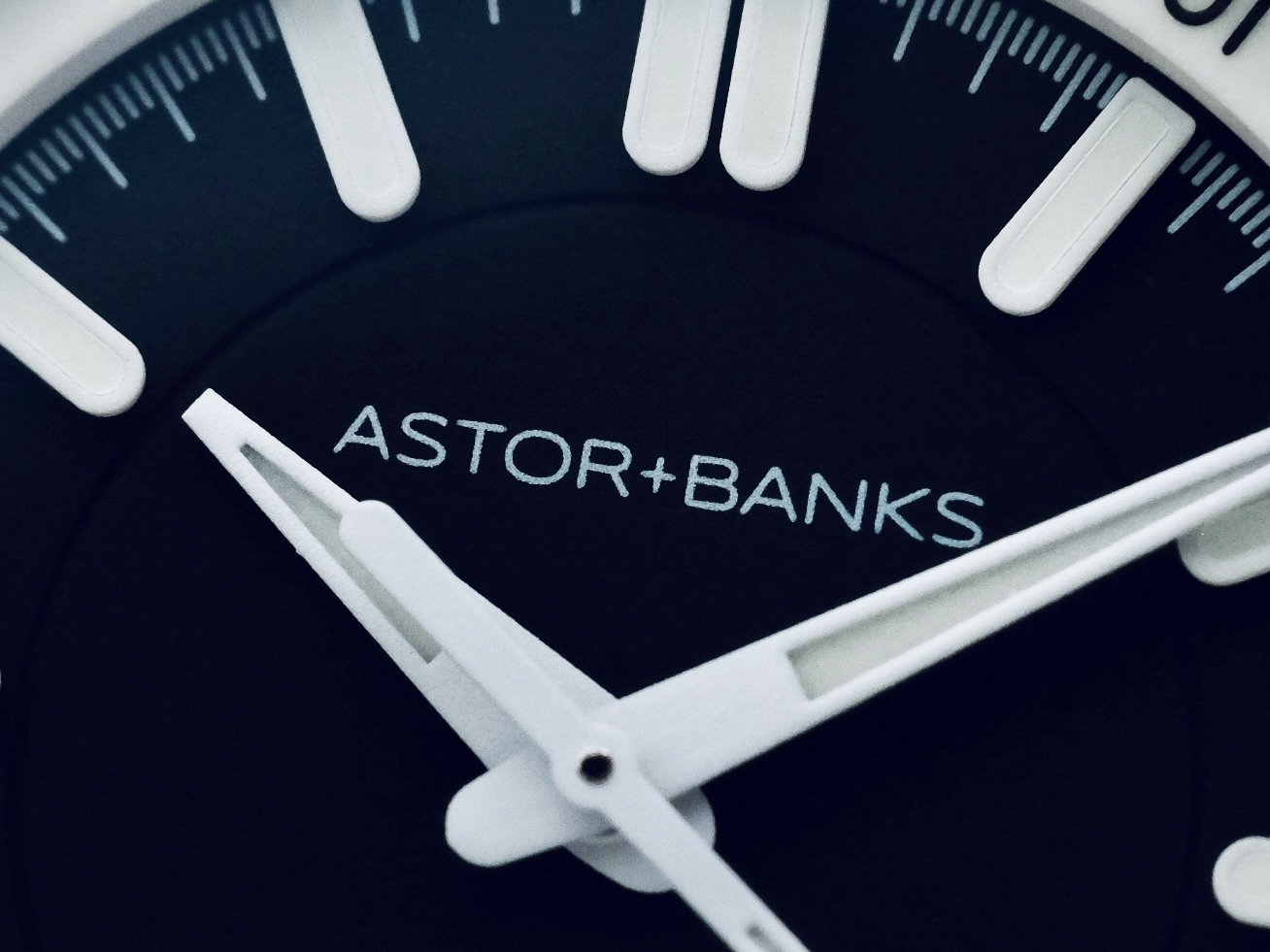ASTOR+BANKS SEA RANGER M2 logo chrose up
