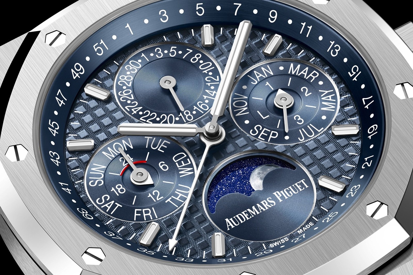Diving Into The New Audemars Piguet Caliber 7138 - A Complicated Way To Celebrate The Brand’s 150th Anniversary