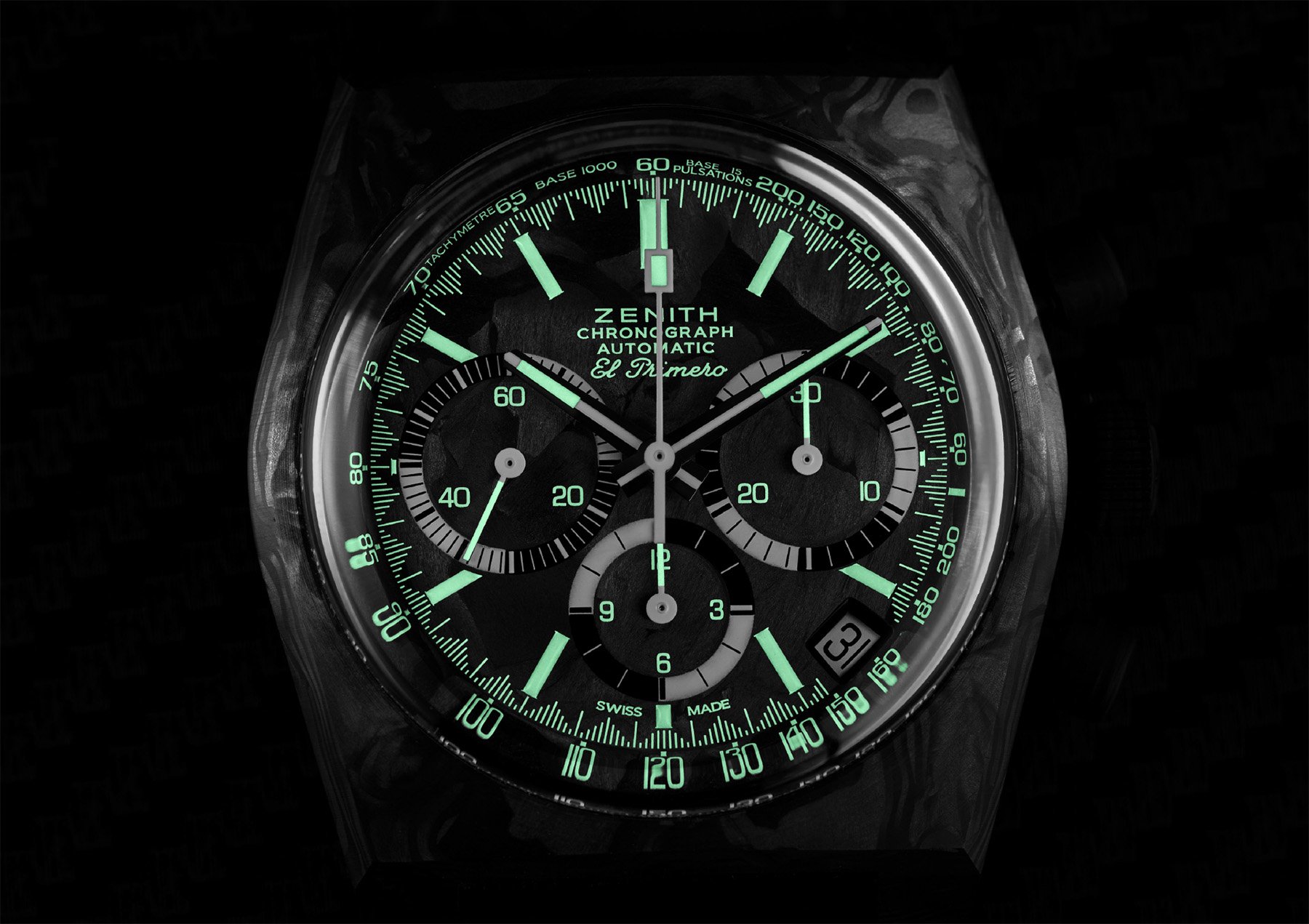 Zenith × Revolution Chronomaster Revival A3818 “Cover Girl Carbon” up-close lume shot