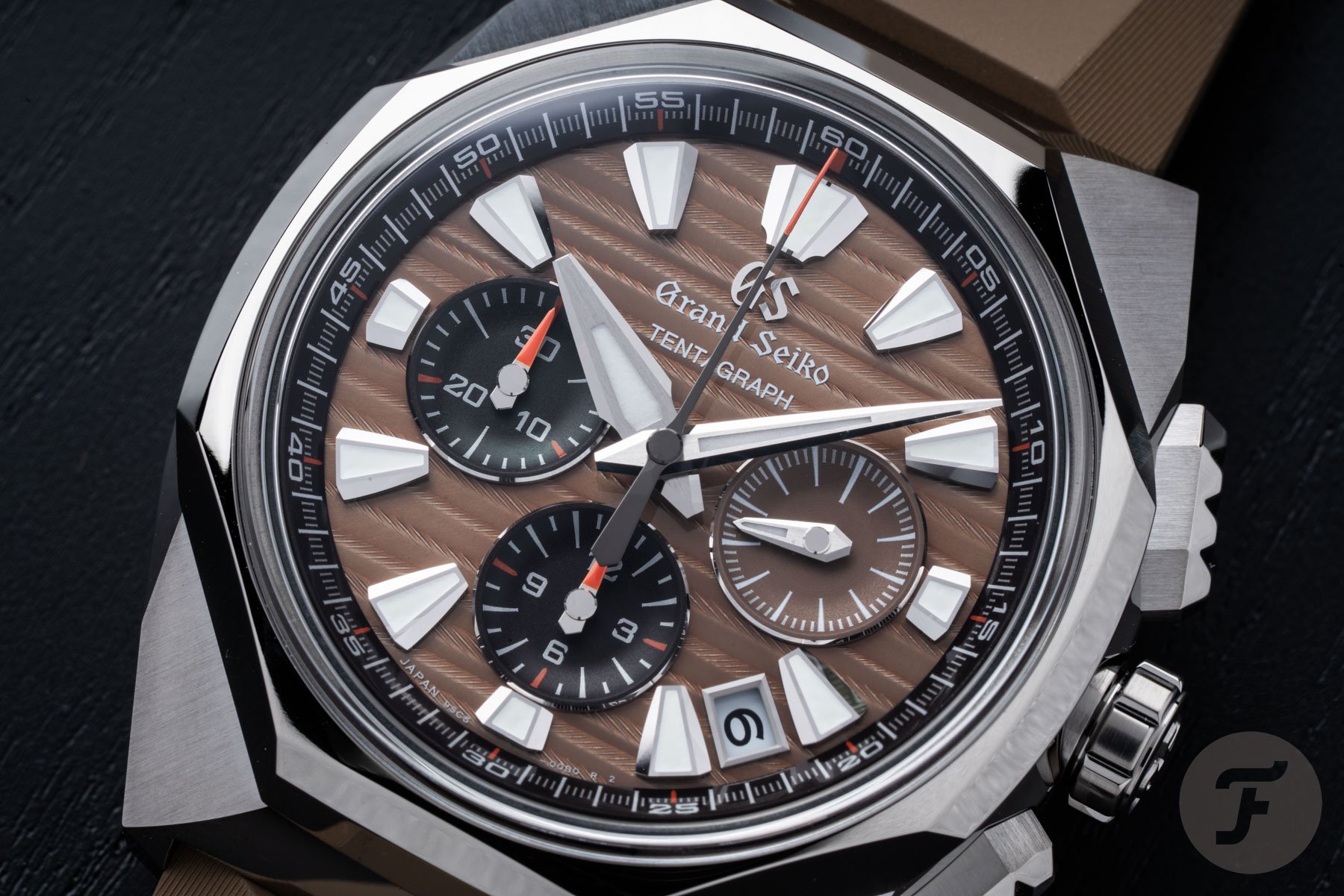 Grand Seiko Sport Collection Tokyo Lion Tentagraph SLGC009 close up