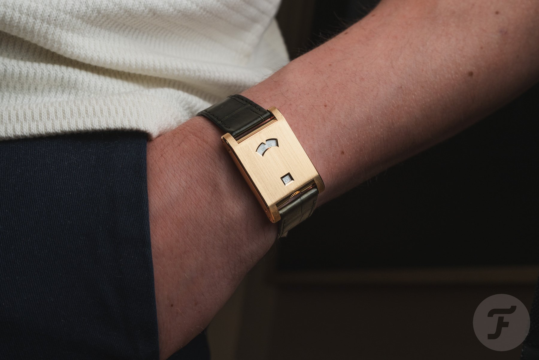 Cartier Tank à Guichets pocket shot