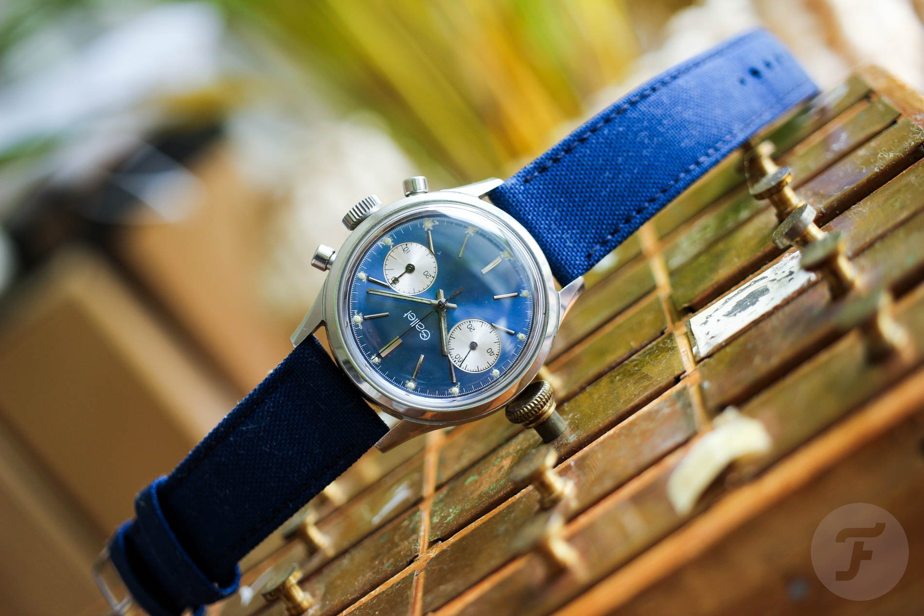late blue-dial Gallet chronograph header