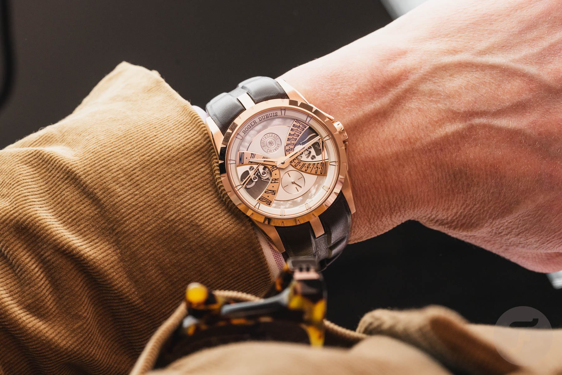 Wristshot of the Roger Dubuis Excalibur Biretrograde Calendar