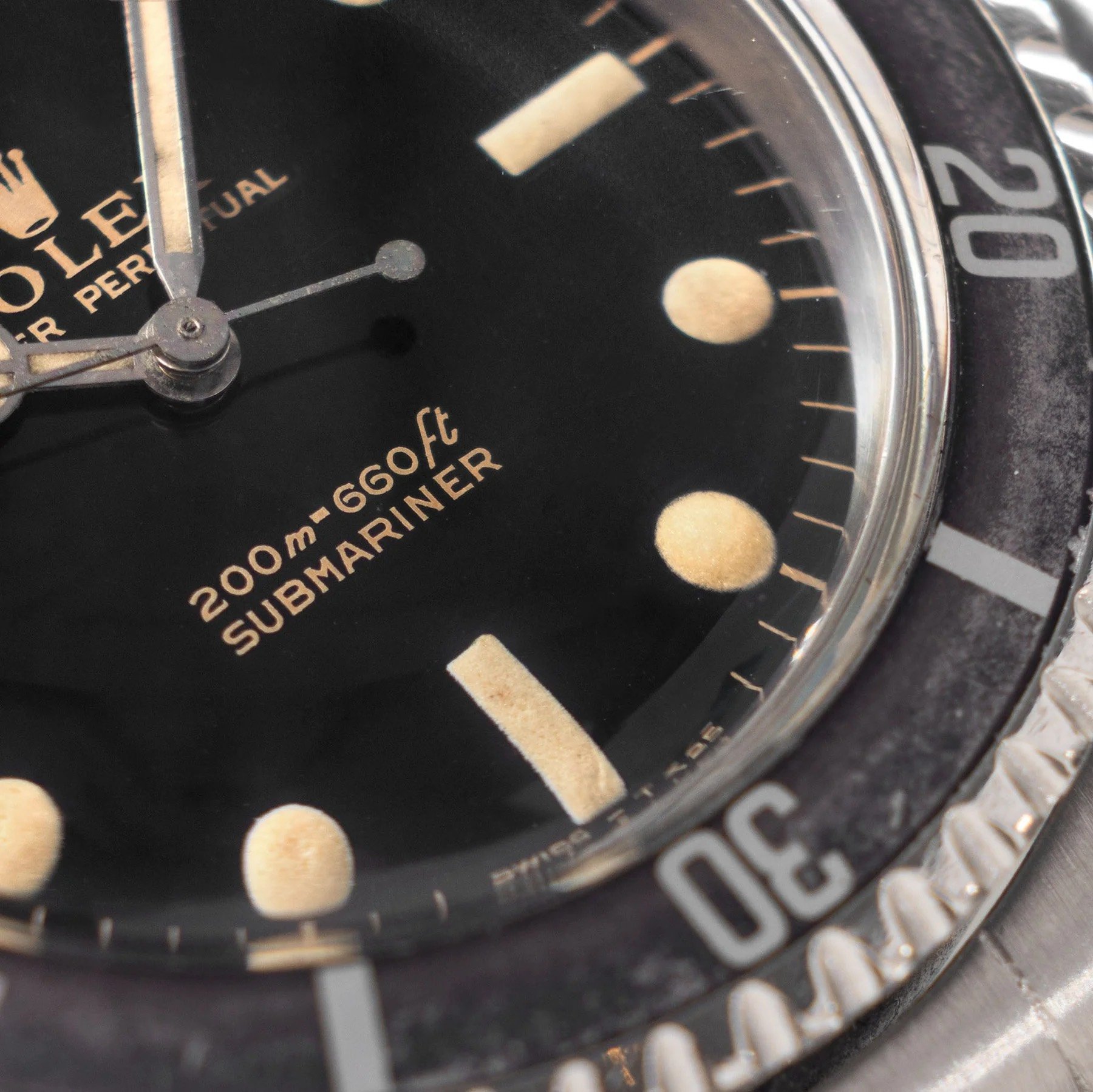 Rolex Submariner ref. 5513 dial macro