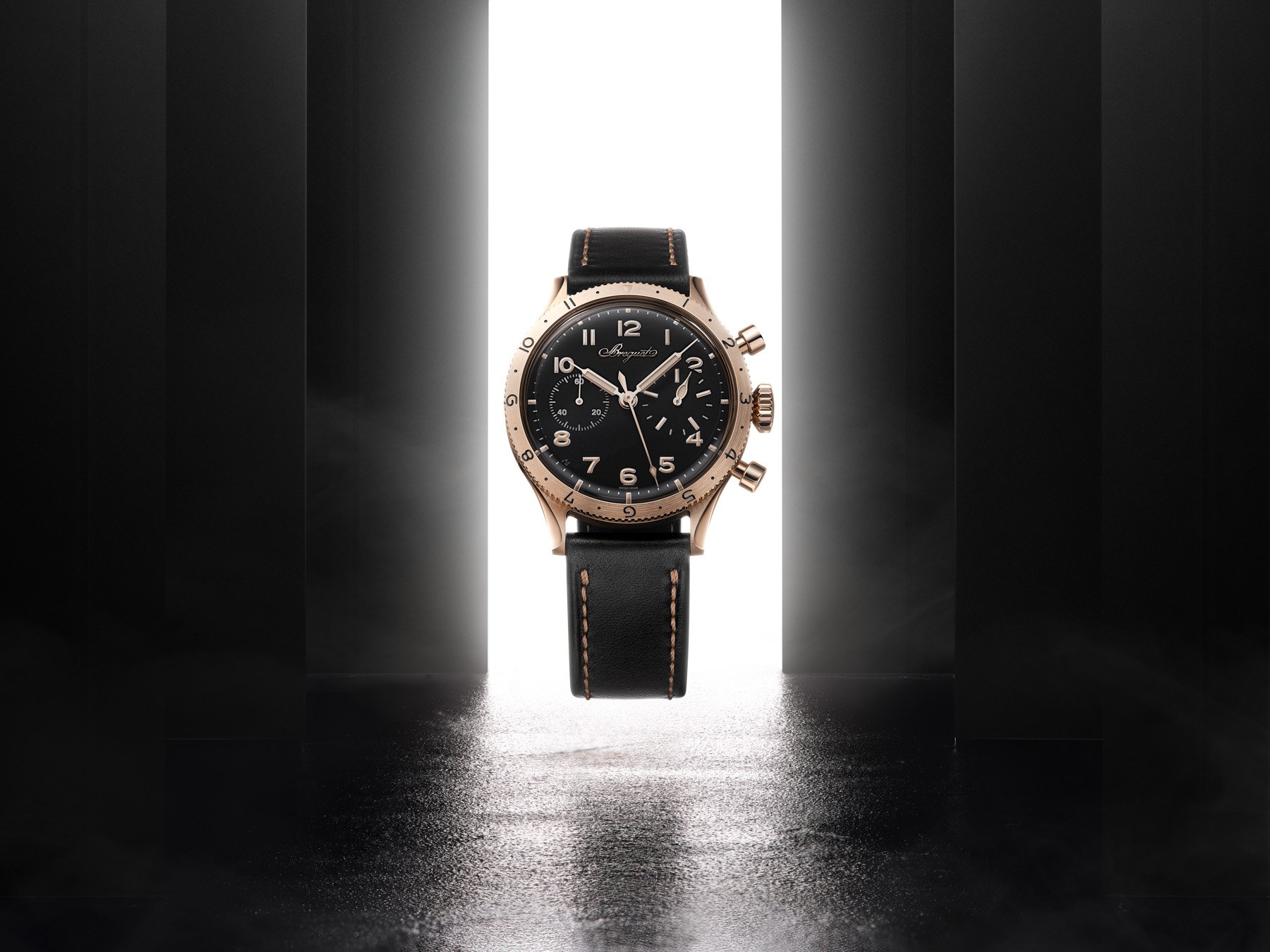 Breguet Type XX Chronograph 2075 ref. 2075BH/99/398 head-on, floating