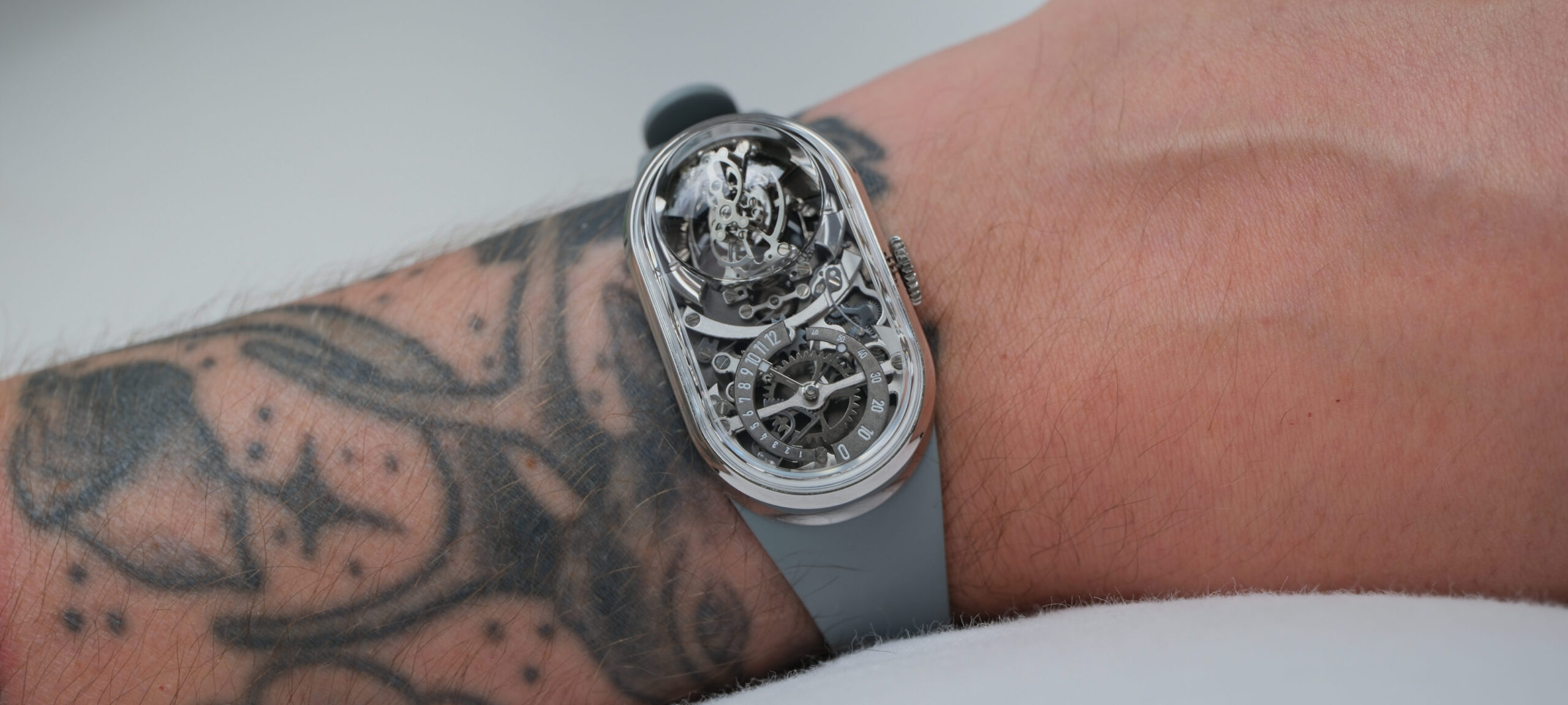 Hands-On With The Fam Al Hut Mark 1 Möbius - A Debut That’s Worth Your Attention