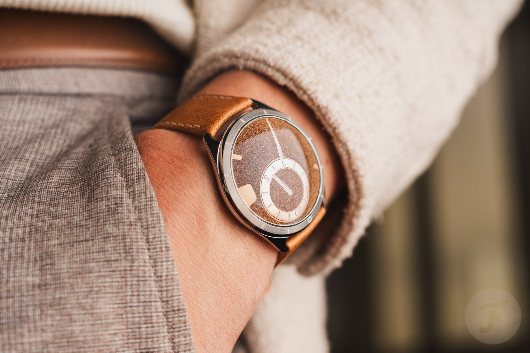 Ressence Type 9 S75 pocket shot