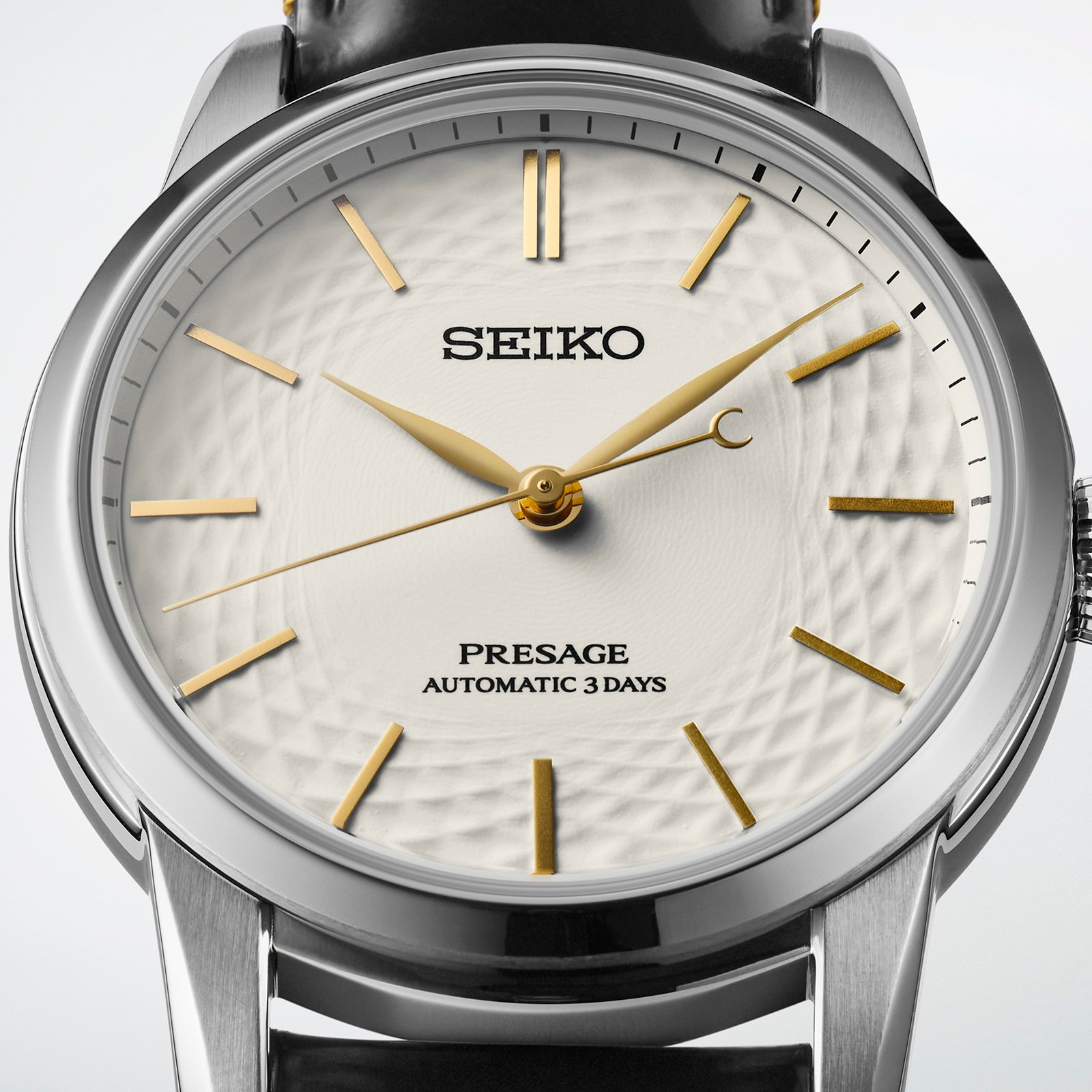 Seiko Presage Classic Series Craftsmanship Unglazed Arita Porcelain Dial Limited Edition SPB497 up close