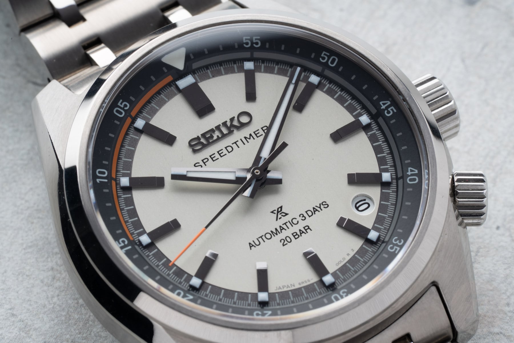 Seiko Speedtimer SPB515 up close