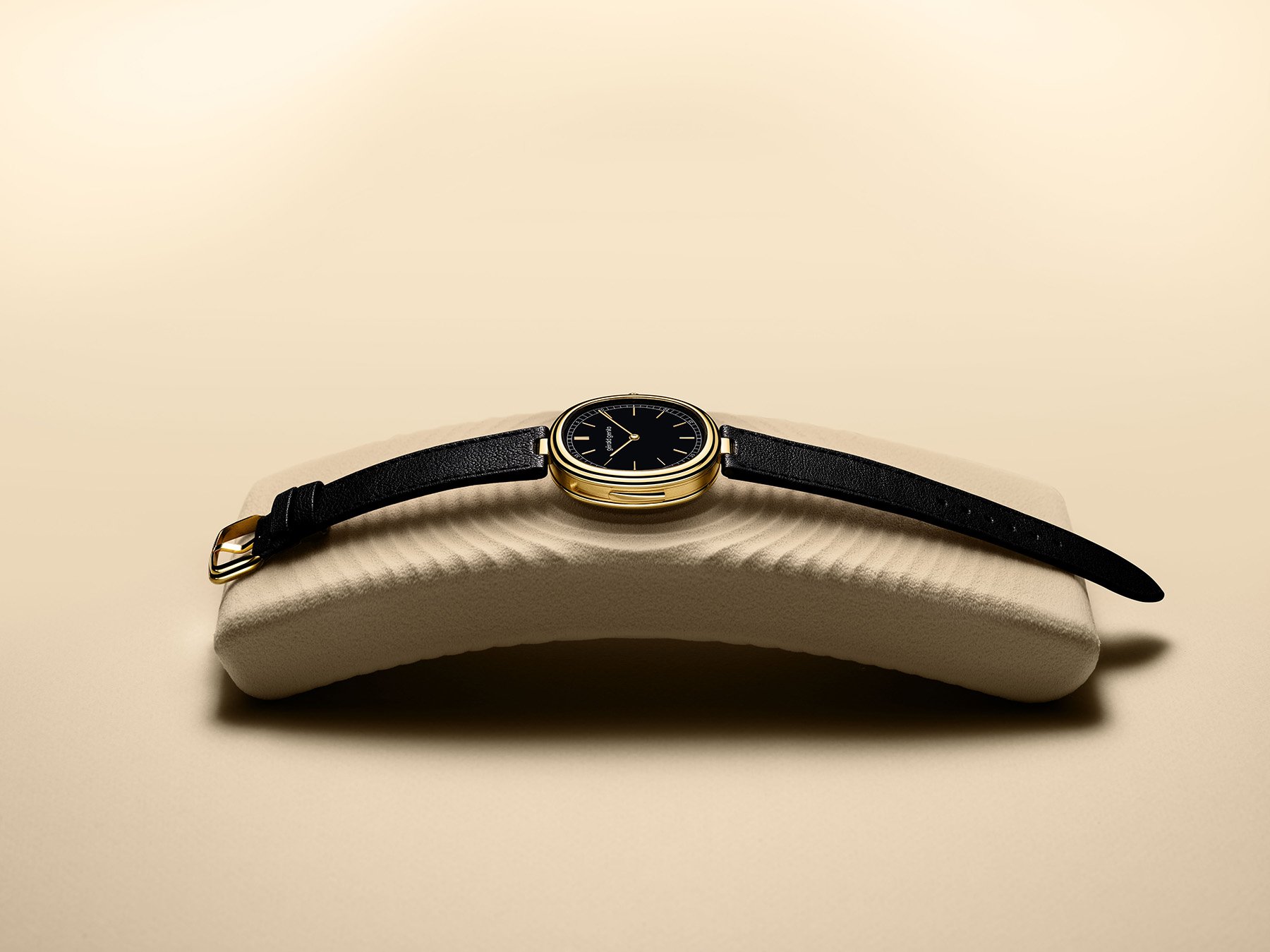 Gérald Genta Minute Repeater flat on cushion