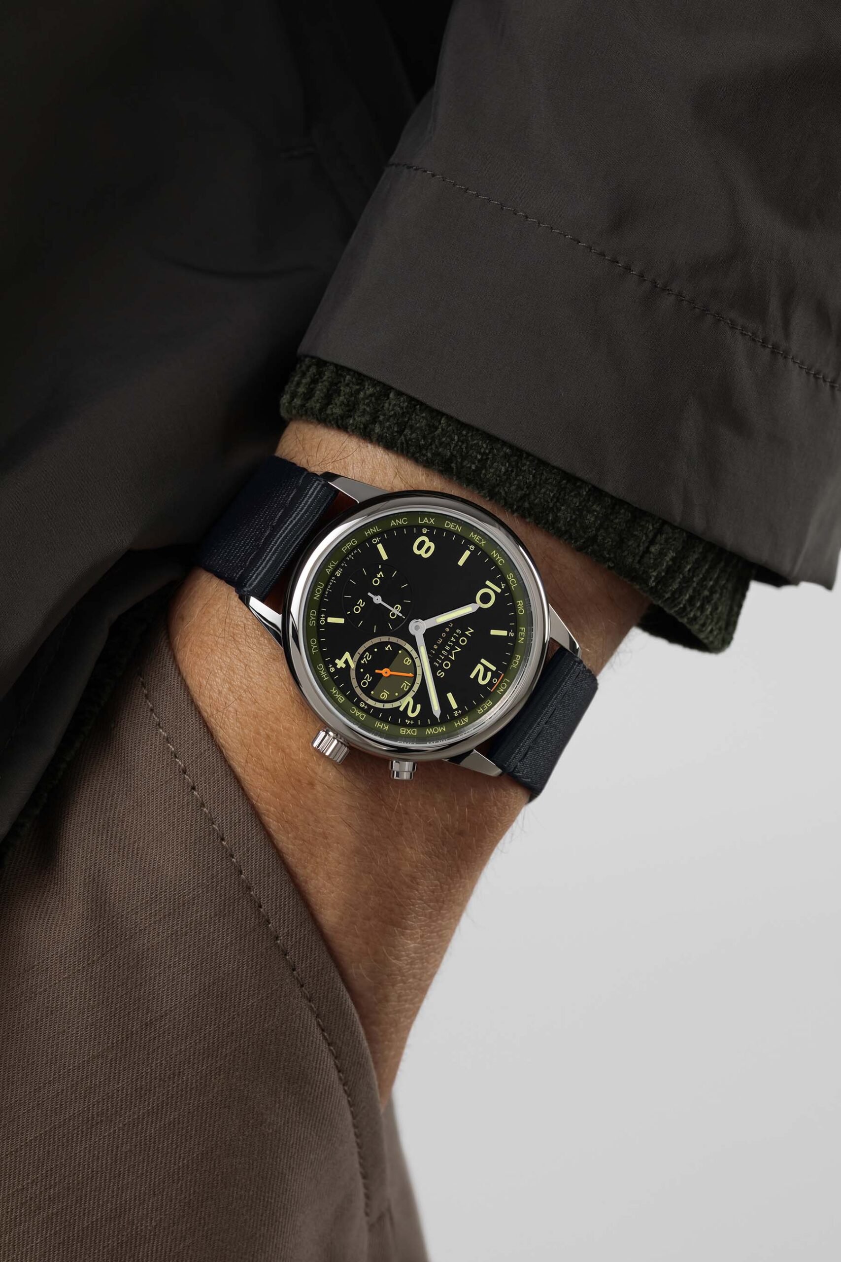 Nomos Club Sport Neomatik Worldtimer Night Navigation Vector pocket shot