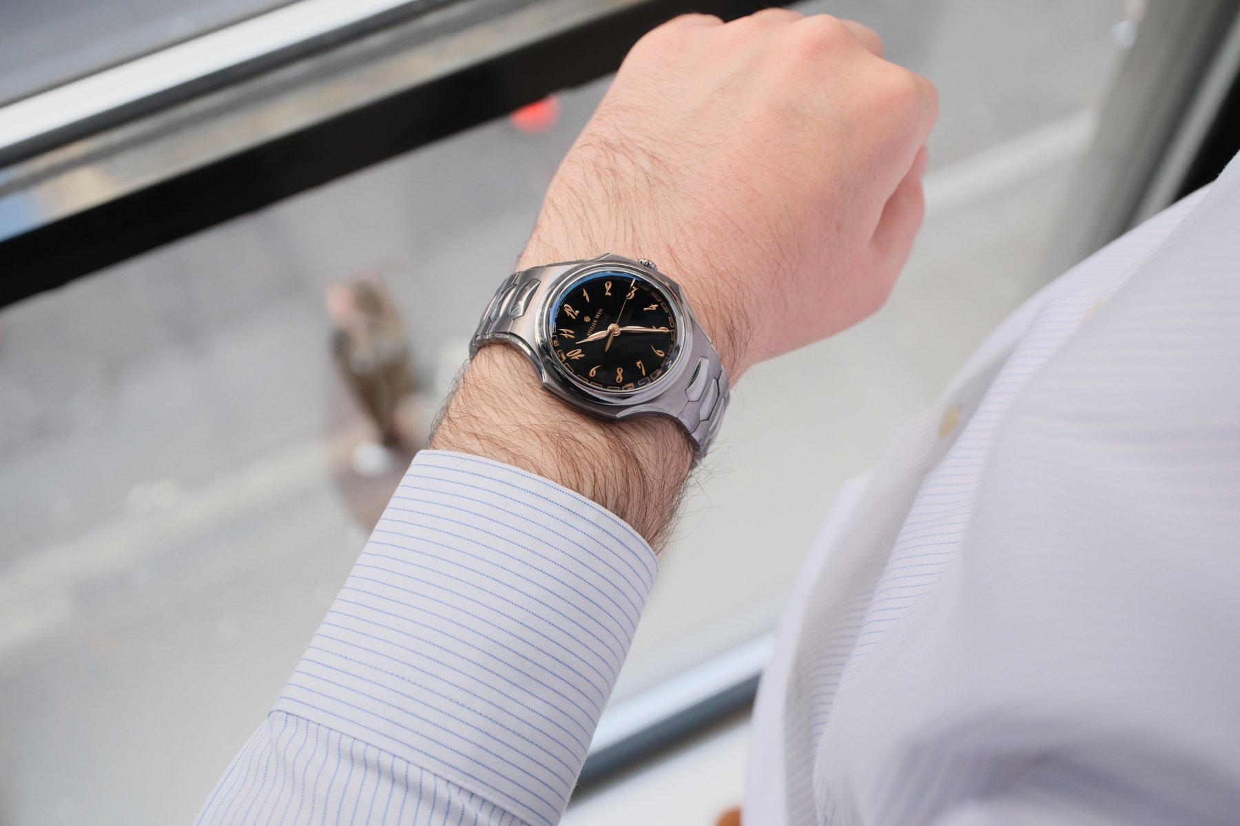 black-dial Atelier Wen Inflection wrist shot