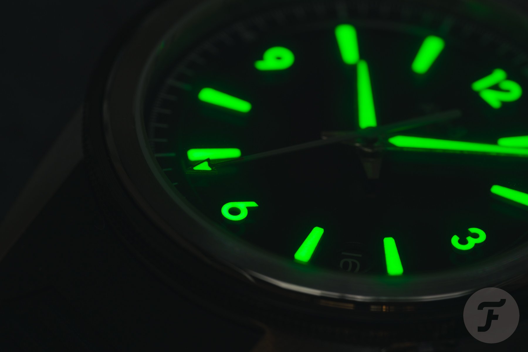 AVI-8 CVRT 3775A up-close lume shot