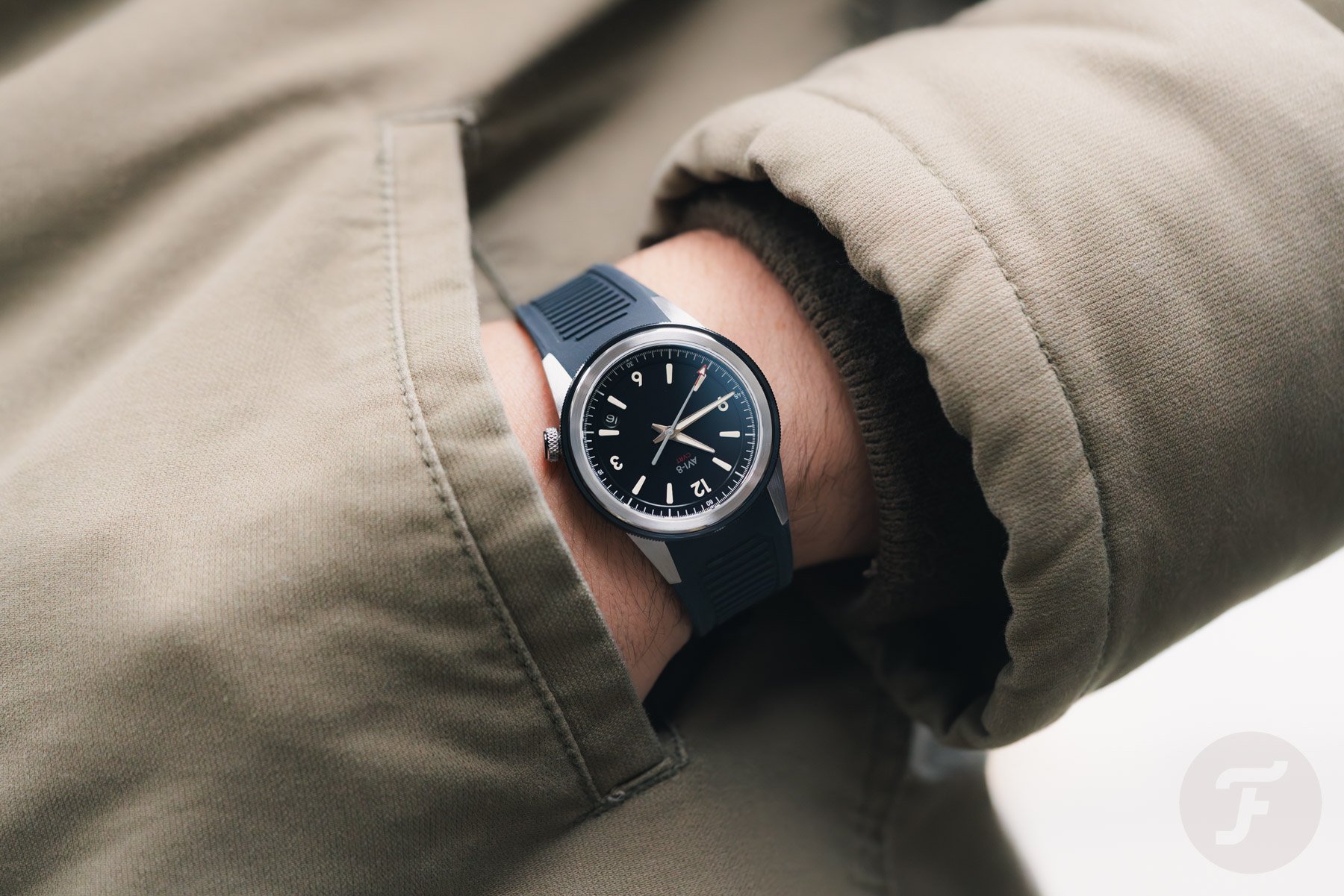 Avi-8 CVRT 3775A pocket shot