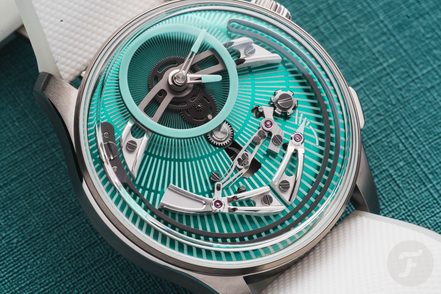 Christopher Ward C1 Bel Canto Lumière up close