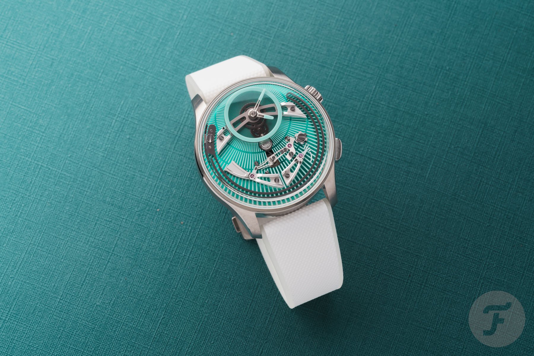 Christopher Ward C1 Bel Canto Lumière top down