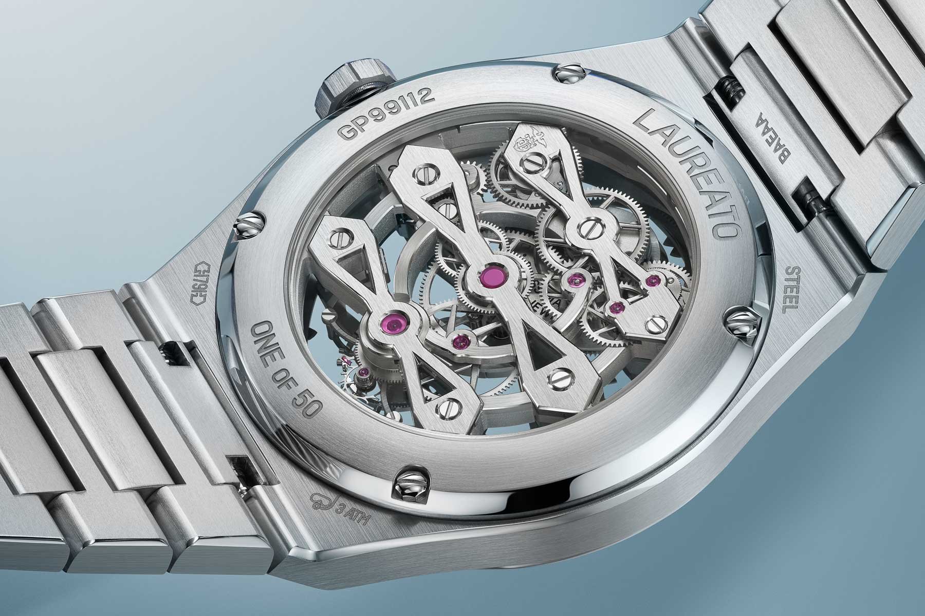 Girard-Perregaux Laureato Three Gold Bridges case back and movement