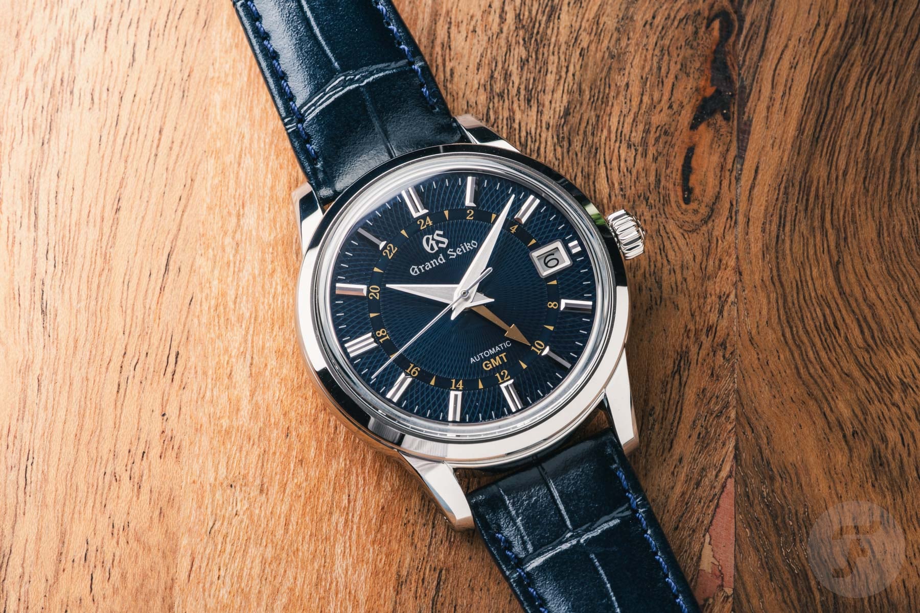 Grand Seiko GMT "Moondrop" SBGM257