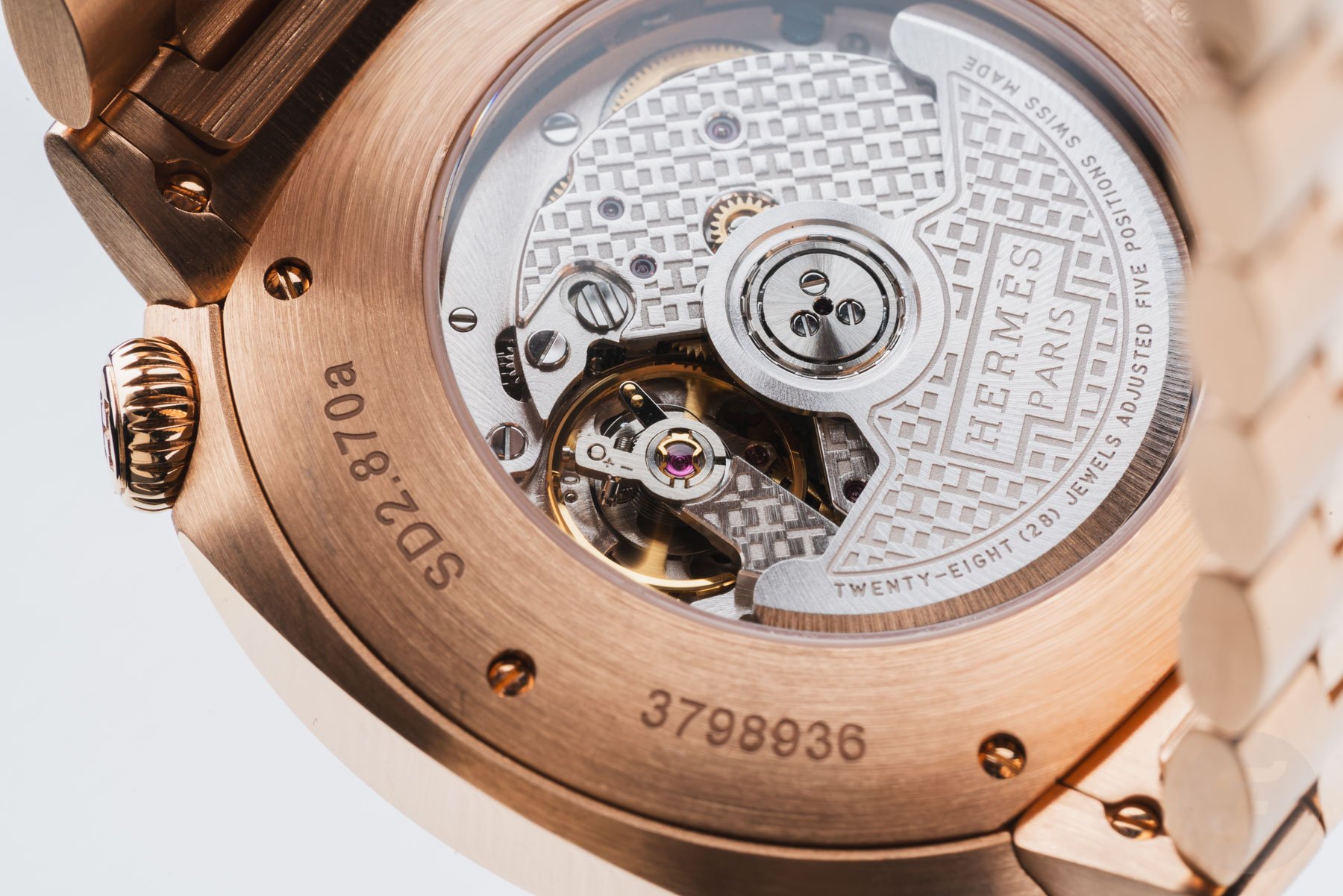 Hermès Cut Le Temps Suspendu case back and movement