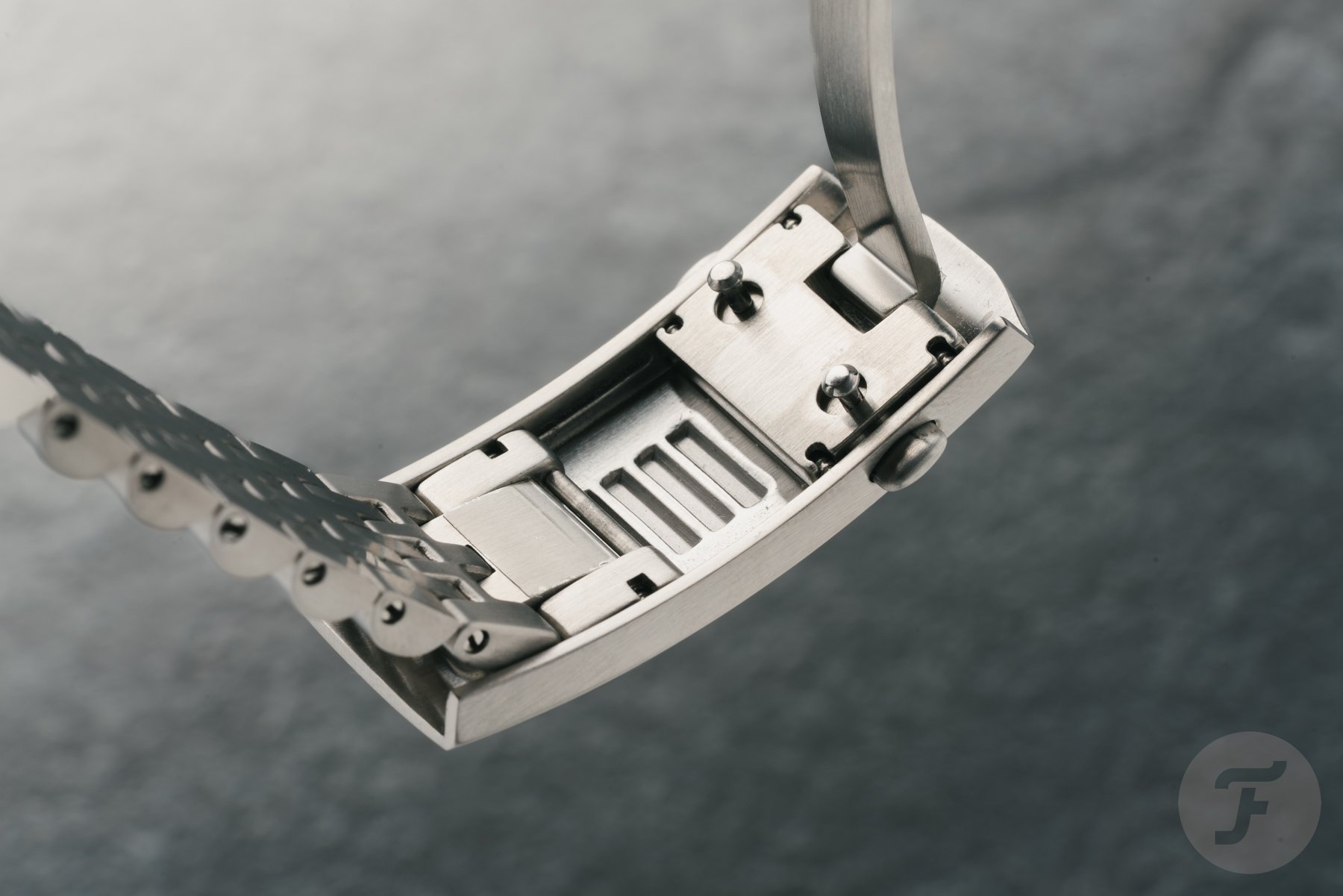 inside Jack Mason Strat-o-Timer Titanium Diver GMT clasp