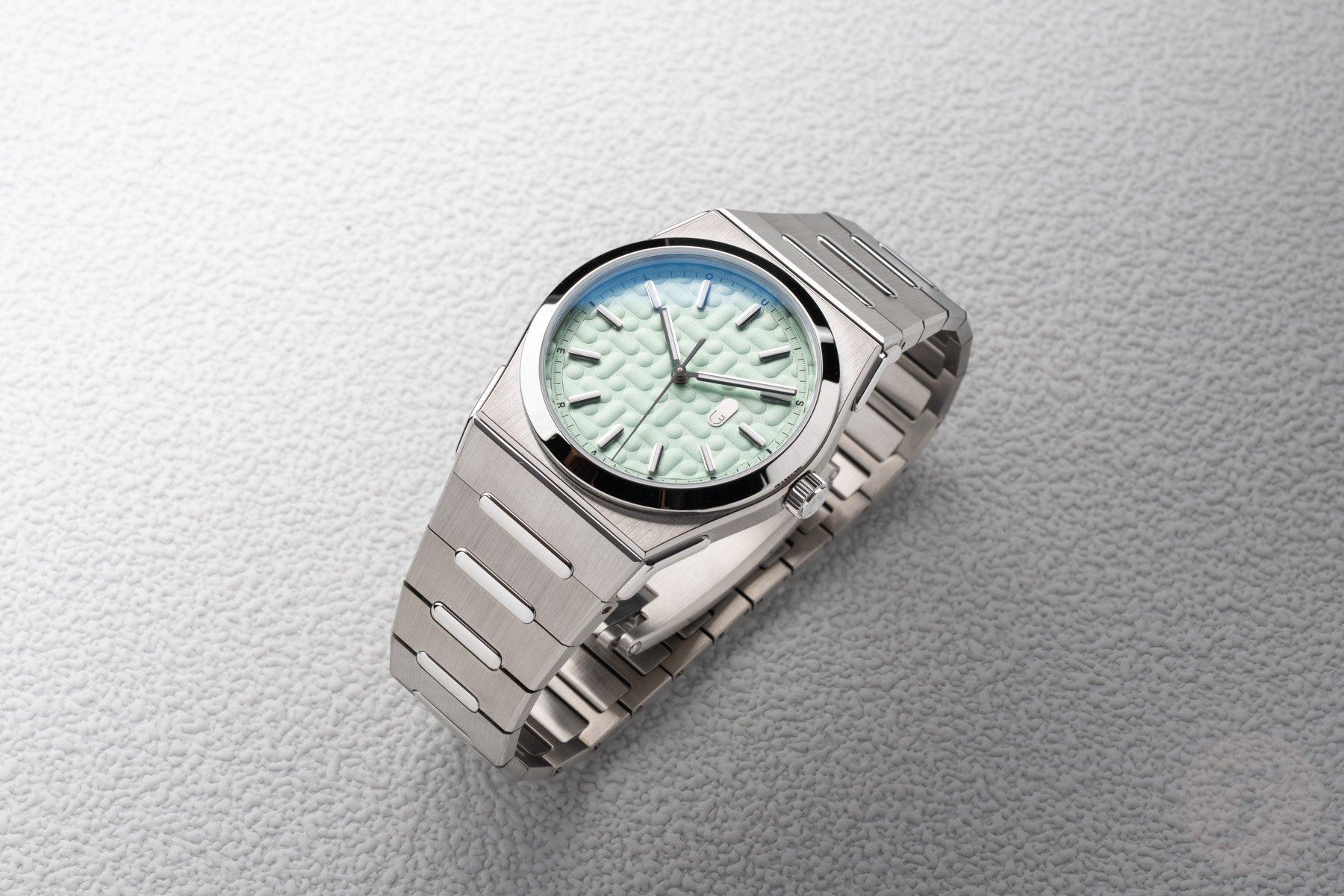 Louis Erard 2340 Mint