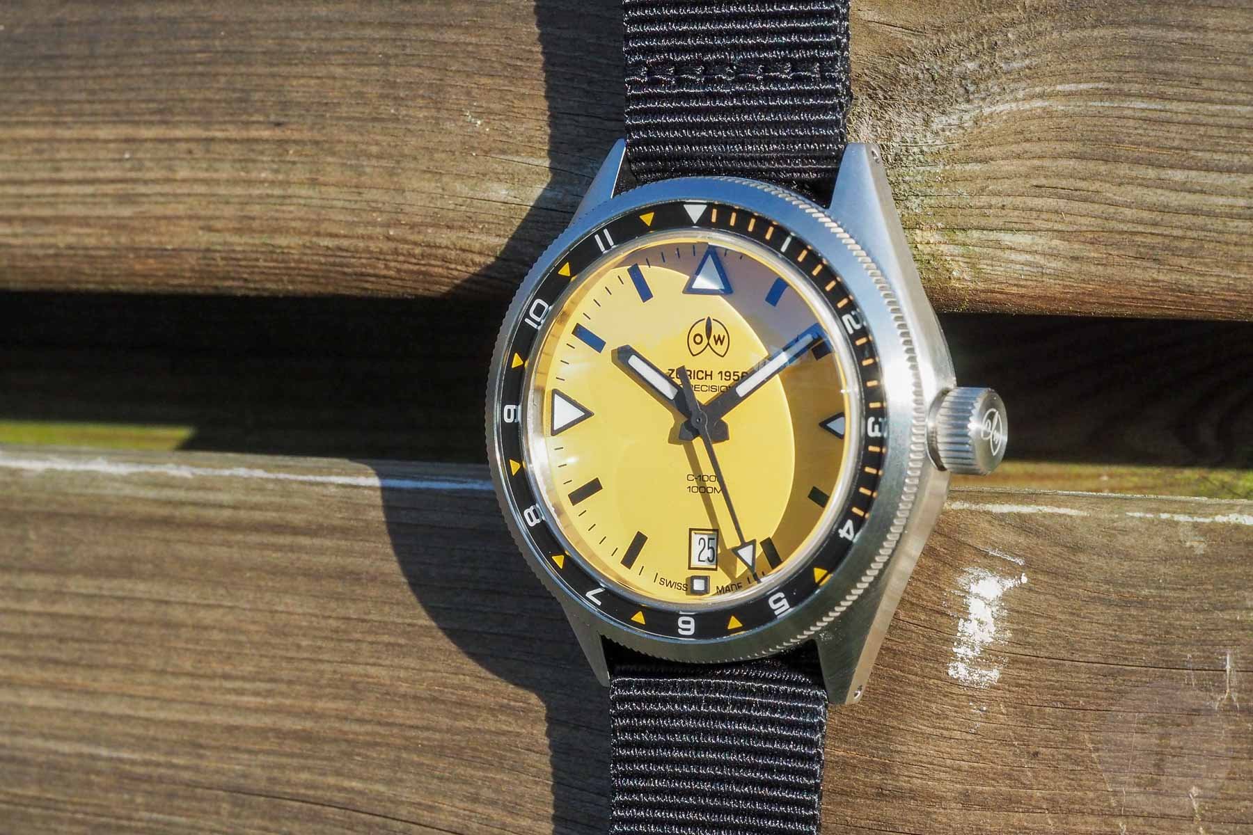 Ollech & Wajs OW C-1000 Y diagonal side view