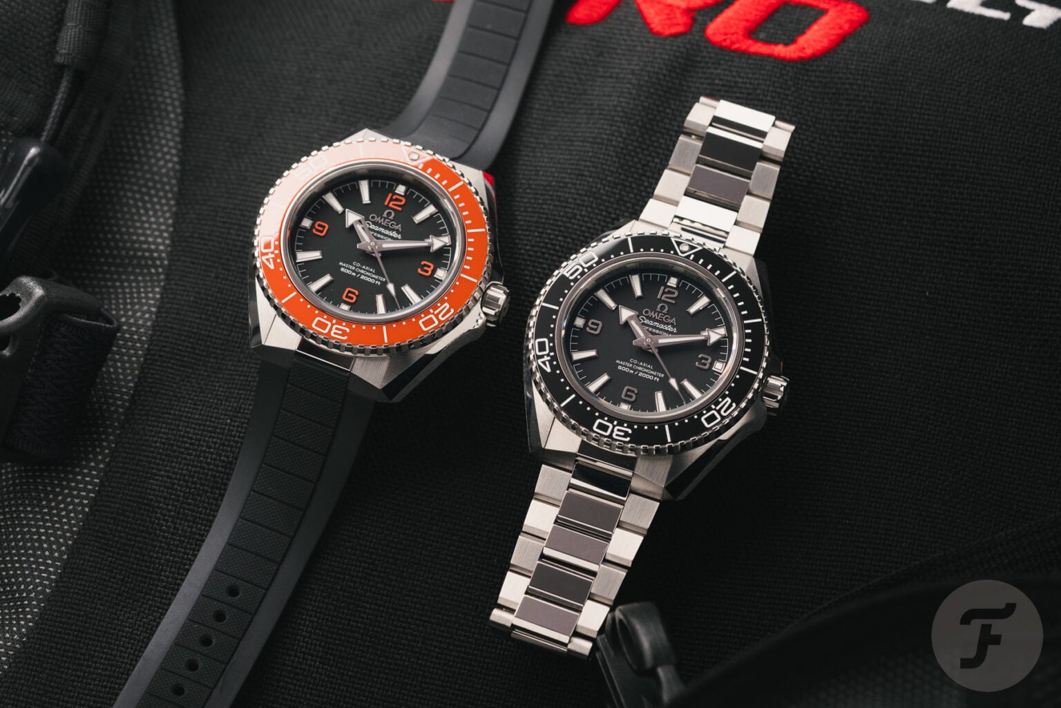 Omega Seamaster Planet Ocean 600M refs. 217.32.42.21.01.003 and 217.30.42.21.01.001 side by side