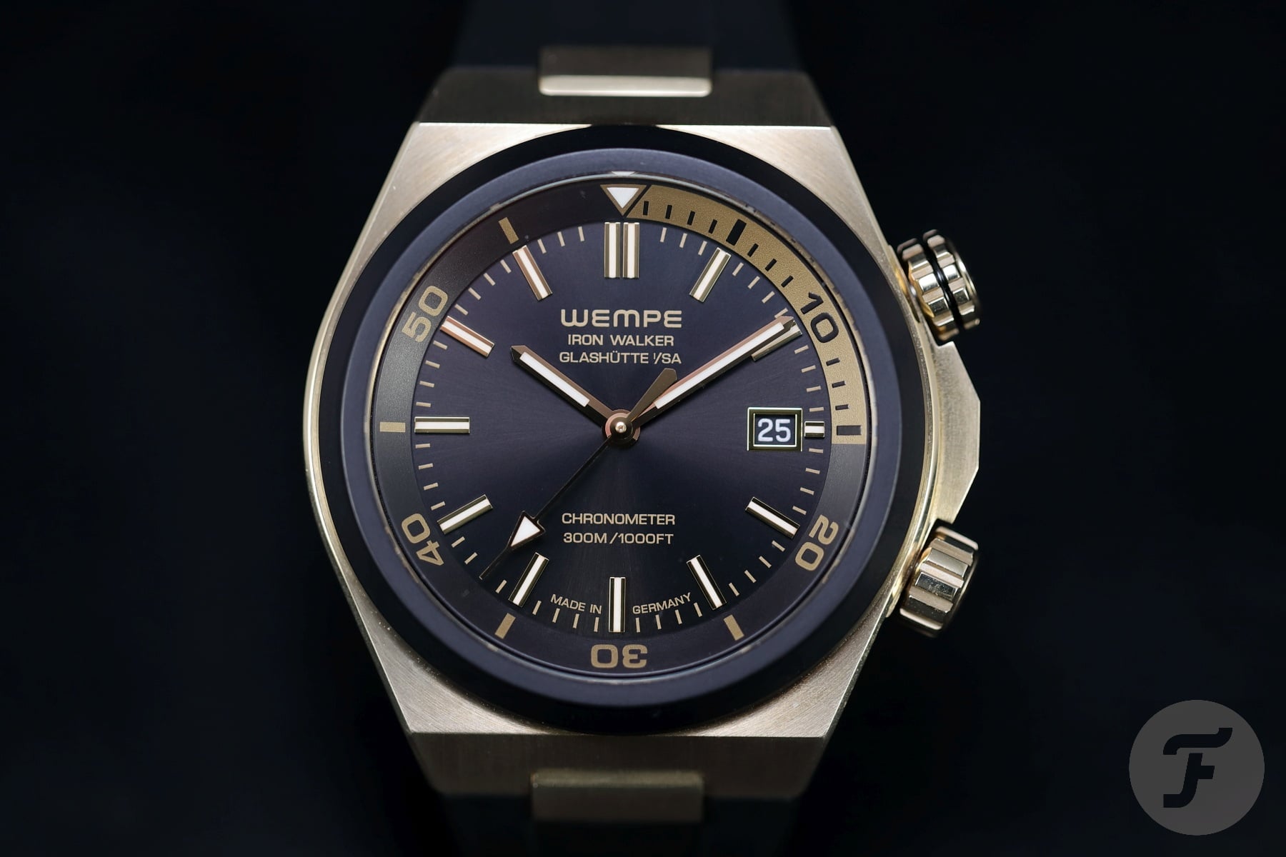 Wempe Iron Walker Diver Bronze up close