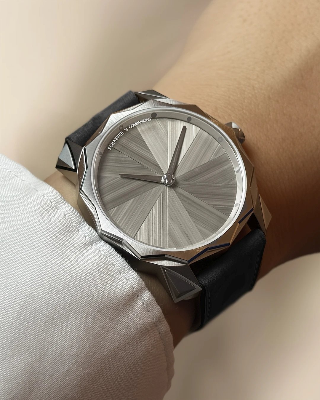 Schaefer & Companions Solune Grand Art Marqueterie Argent wrist shot