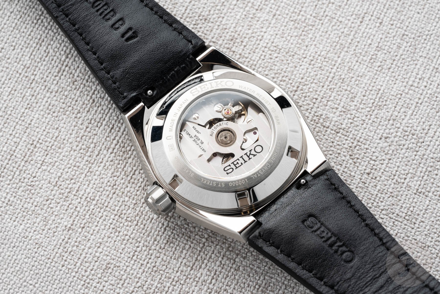 King Seikp Vanac SLA095 case back and movement