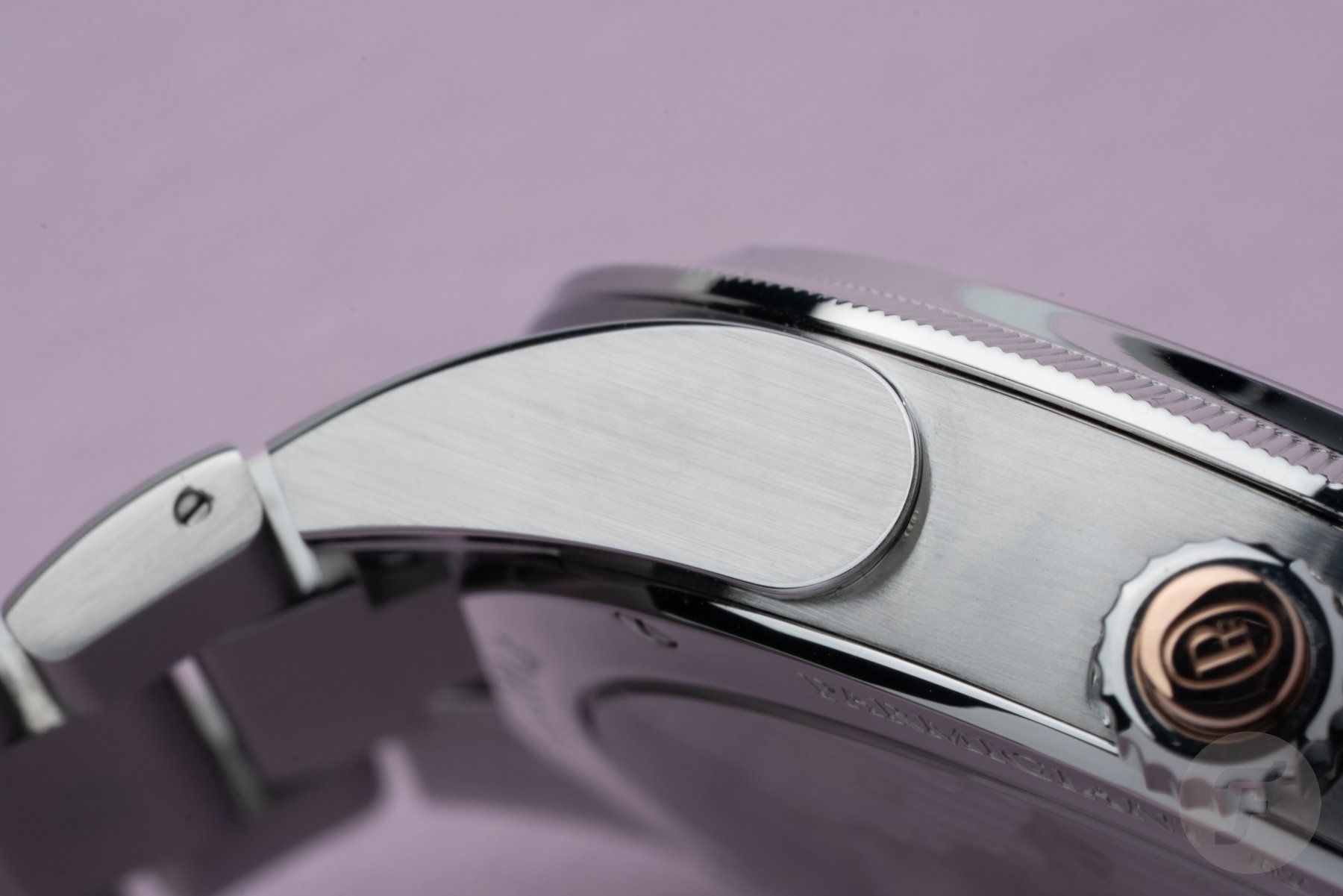 Parmigiani Fleurier Tonda PF Minute Rattrapante Arctic Rose lug profile