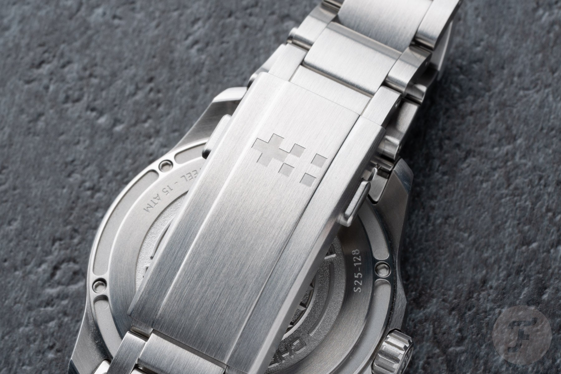 closed clasp of Christopher Ward C63 Sealander Extreme GMT