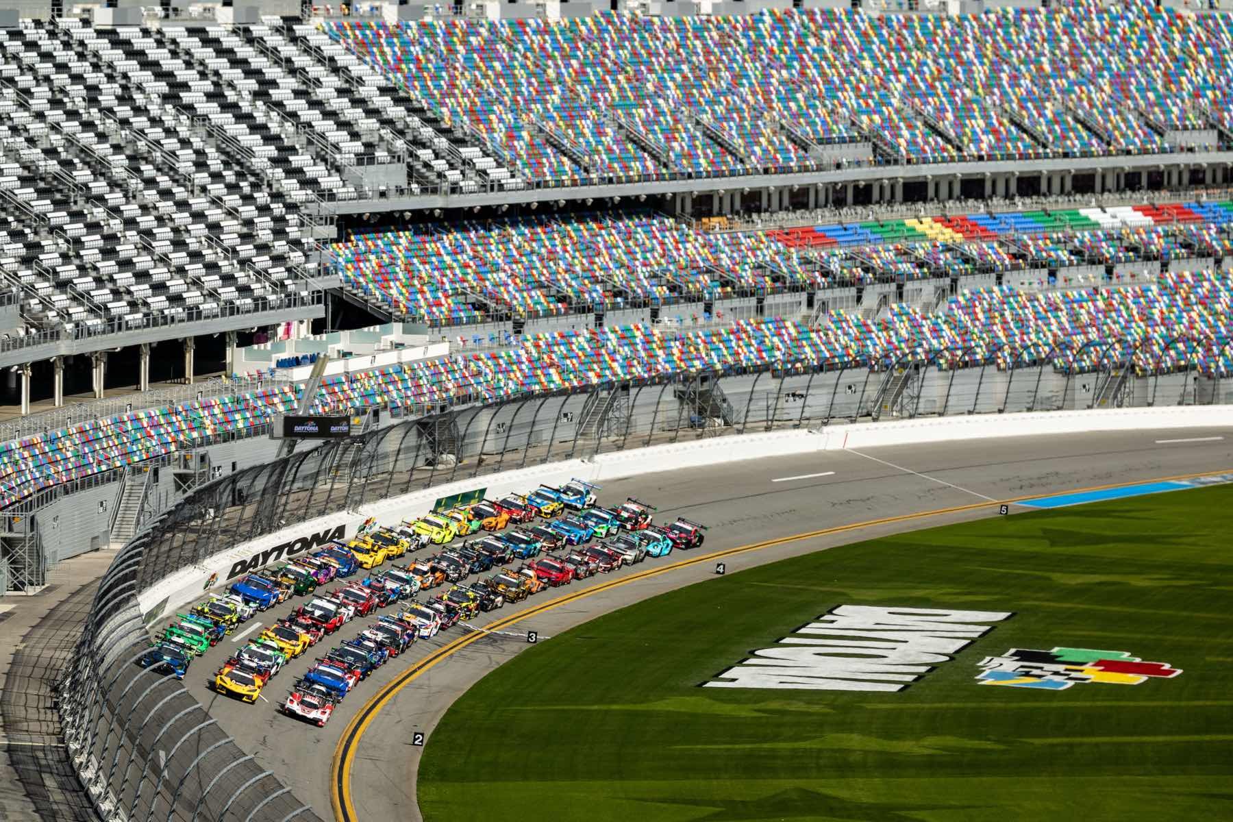 Rolex 24 at Daytona complete grid