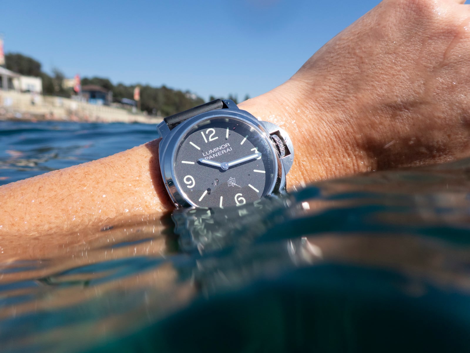 Panerai Luminor Base Logo PAM01086 wrist shot, partially in water