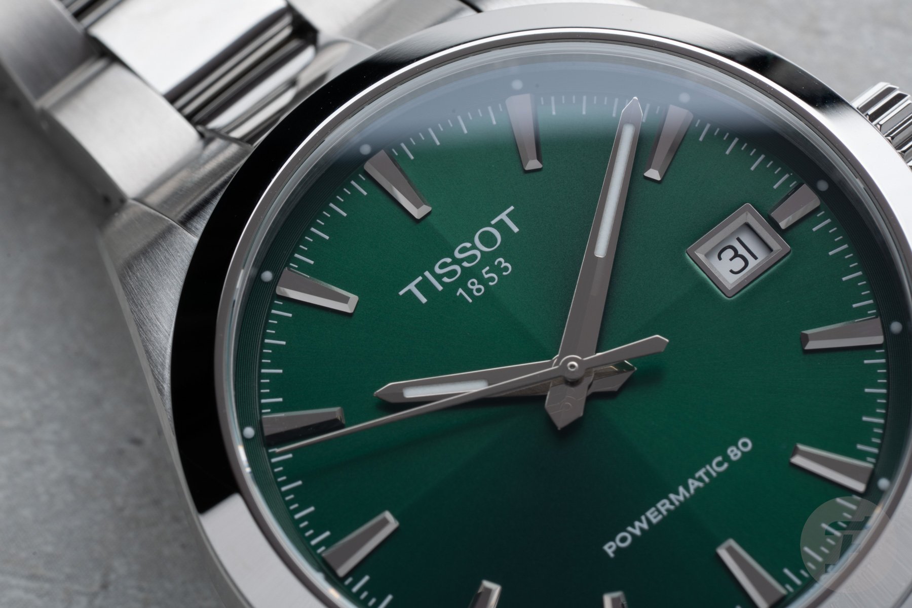 Tissot Gentleman 38mm, macro shot of green dial