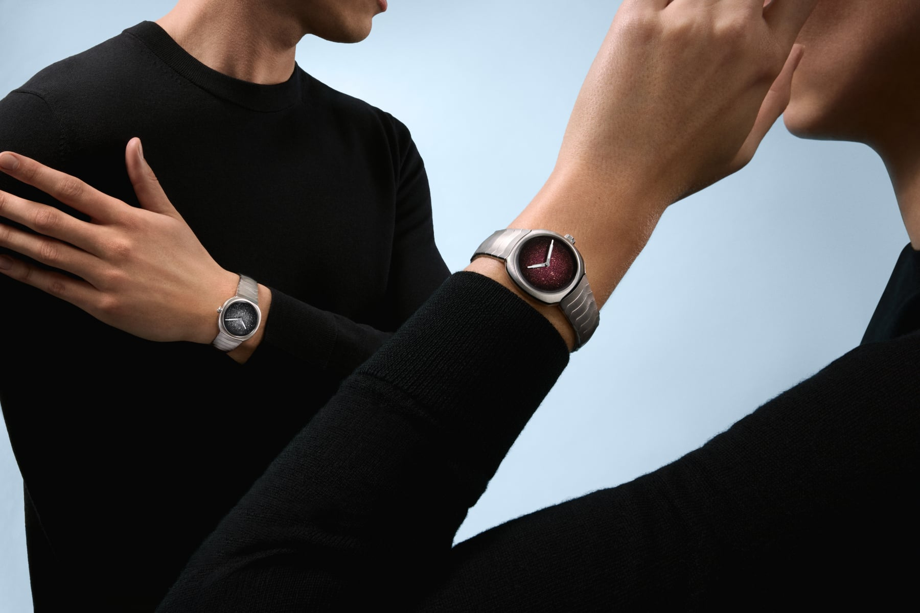 H. Moser & Cie. Streamliner Two Hands models on wrists, header image