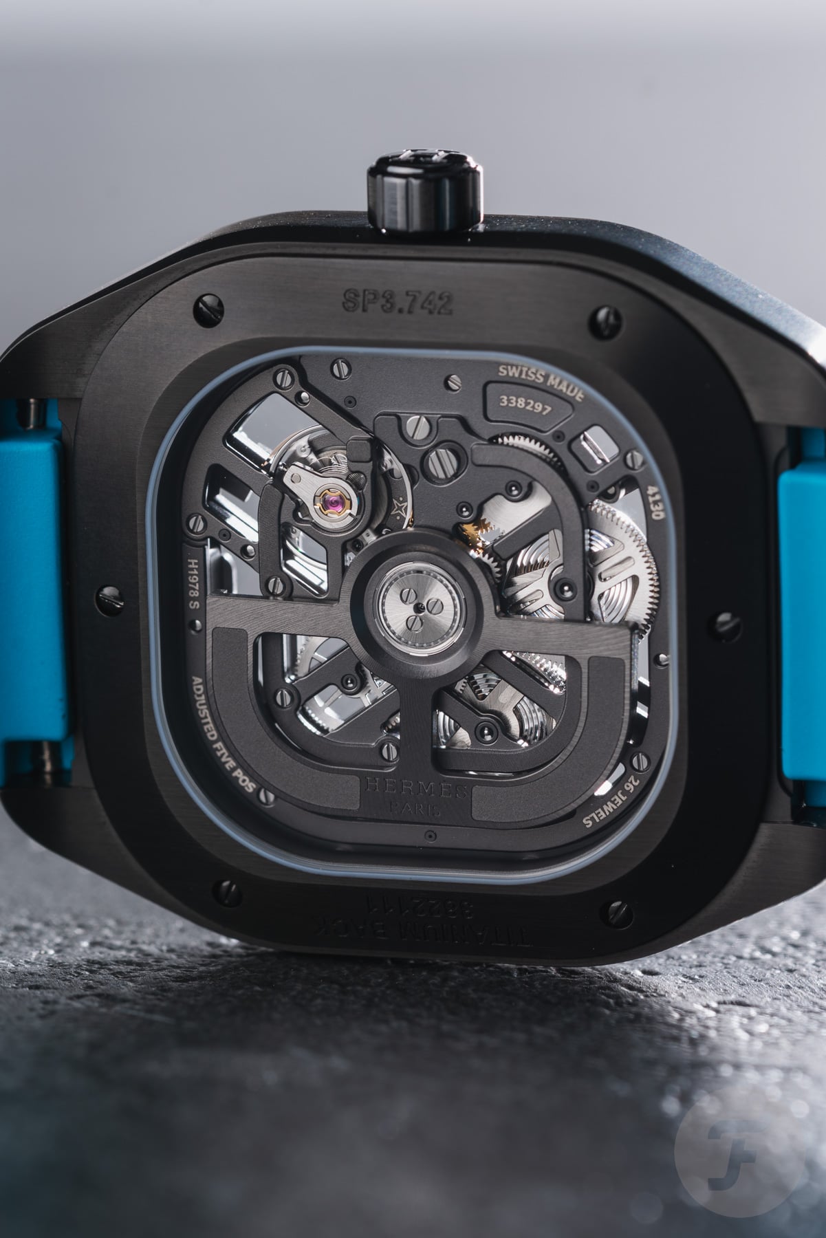 Hermès H08 Squelette case back and movement