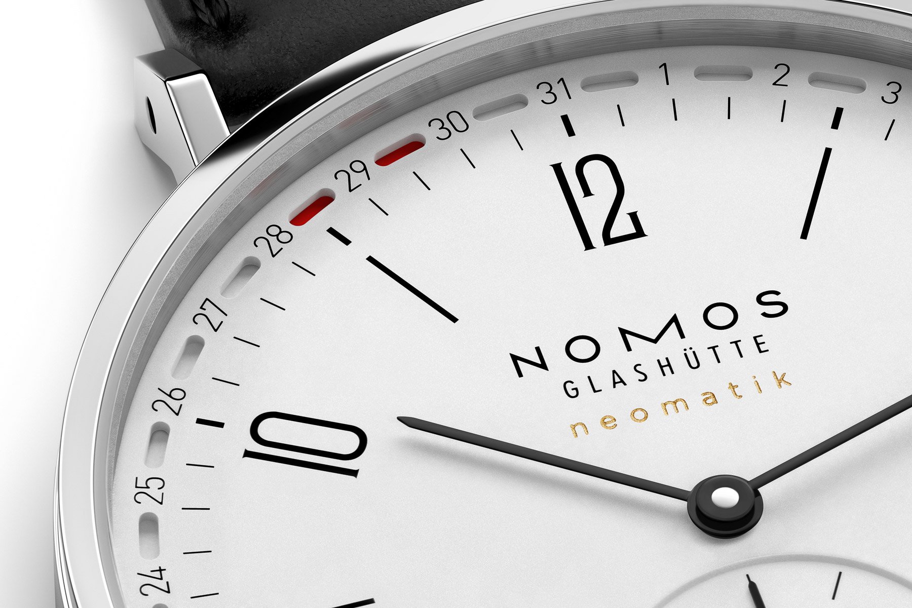 Nomos Tangente Neomatik 38 Update ref. 147 date track up close