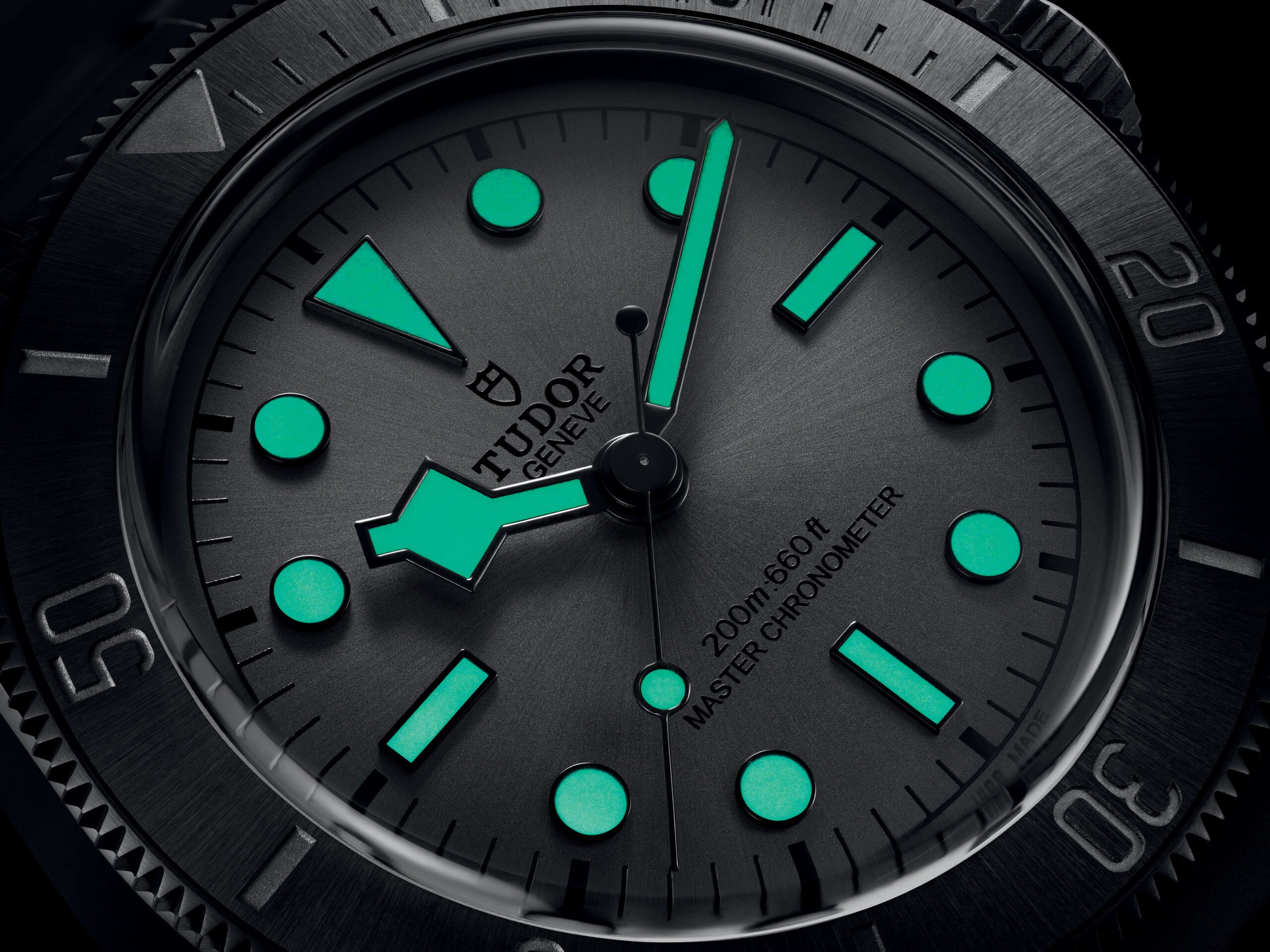 Tudor Black Bay Ceramic lume shot