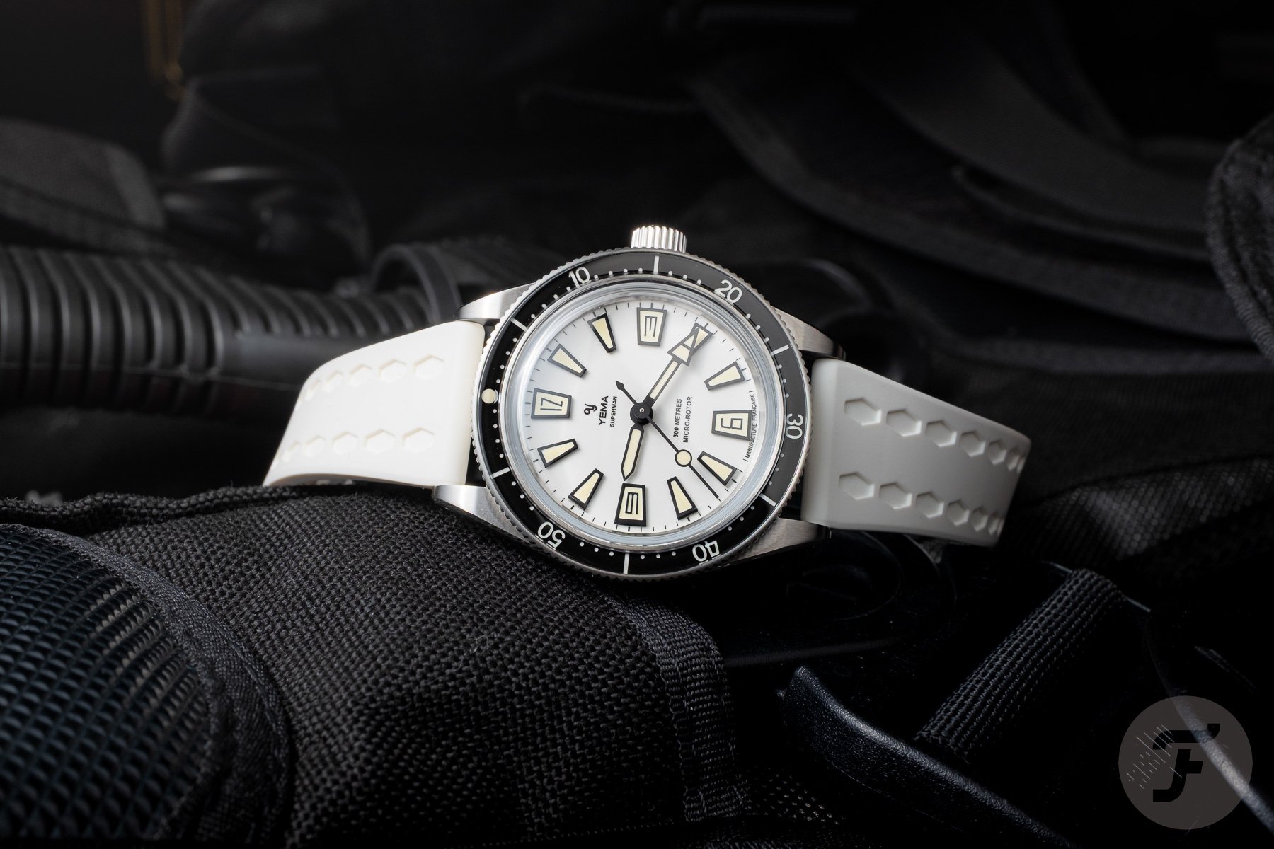 Yema Skin Diver Slim Full Lume CMM.20 Limited Edition on its side, crown up